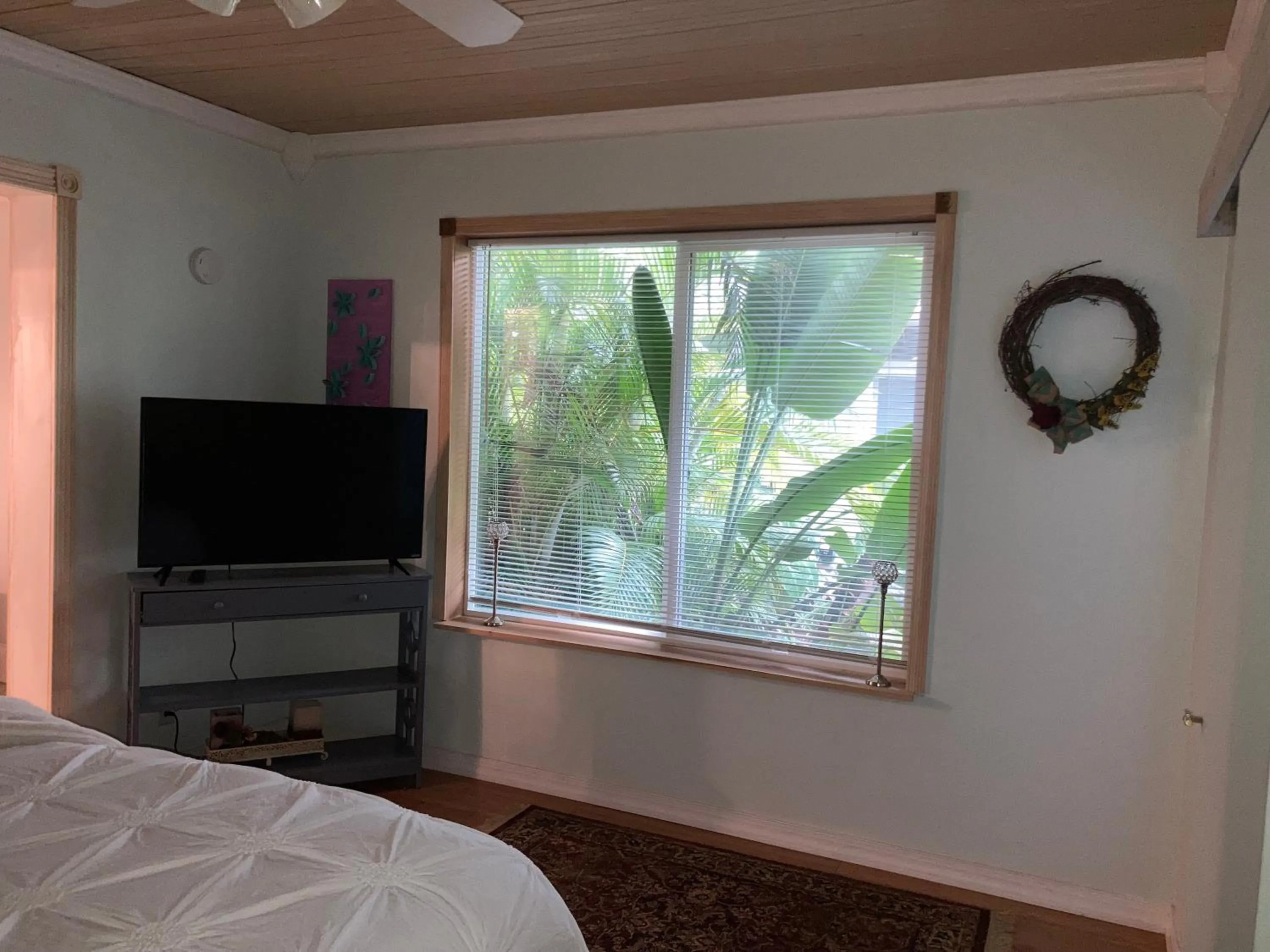 Bed in Manatee Palms