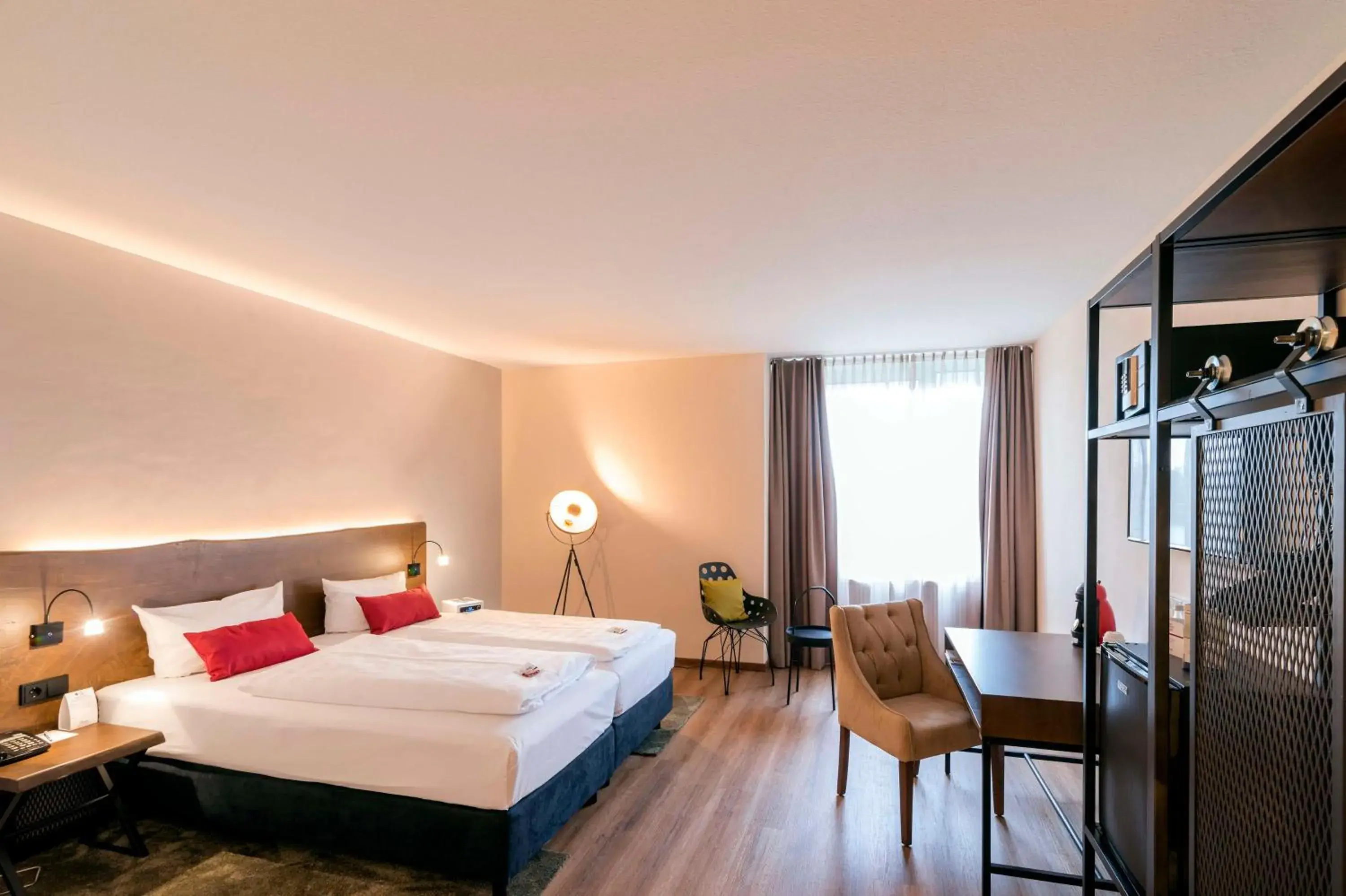 Bedroom, Bed in Best Western Plus Palatin Kongresshotel Bedroom, Bed in Best Western Plus Palatin Kongresshotel