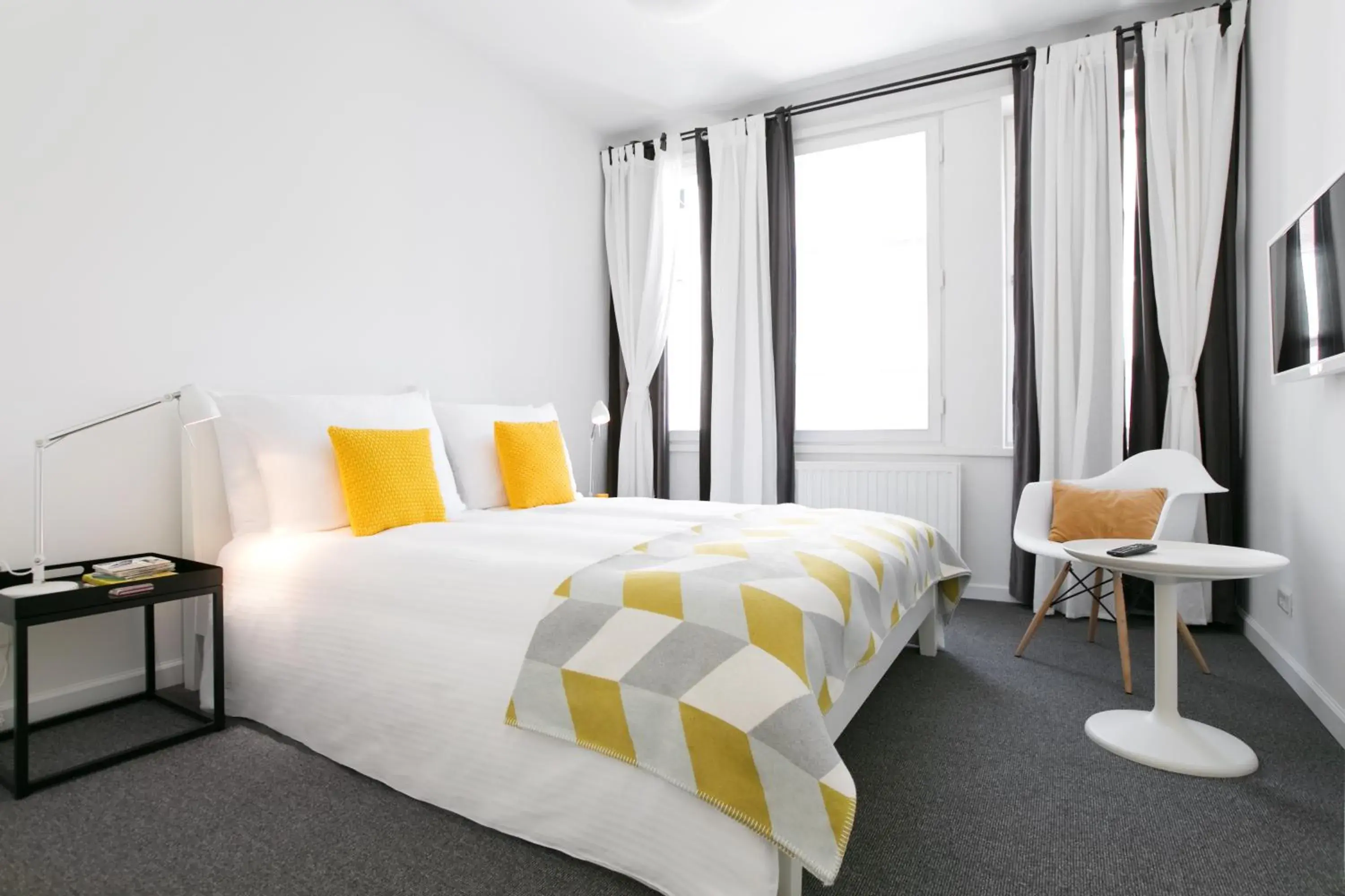 Bed in Angel Main Square Center Zagreb Bed in Angel Main Square Center Zagreb