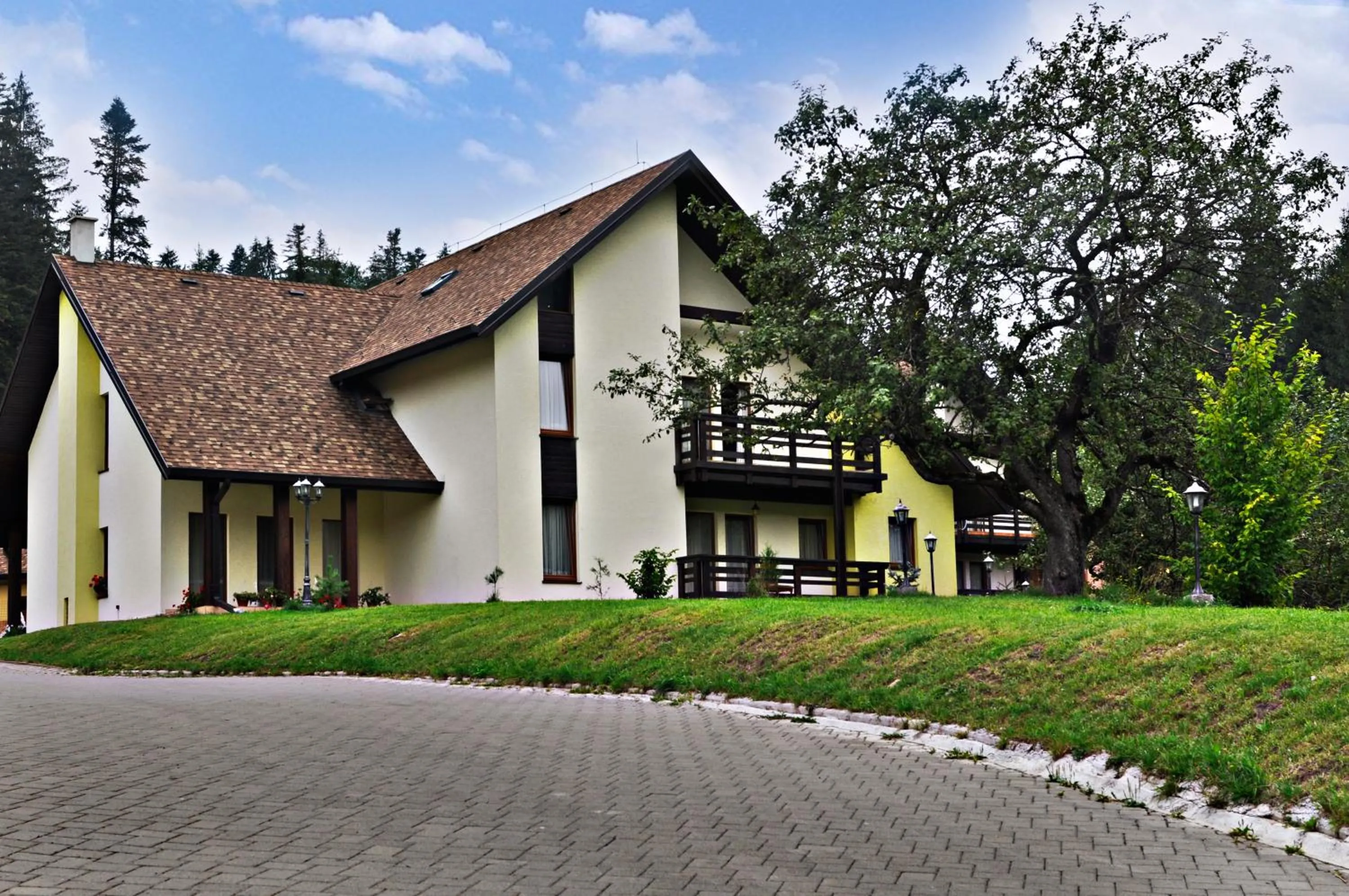 Property building in Complex Turistic Bucovina