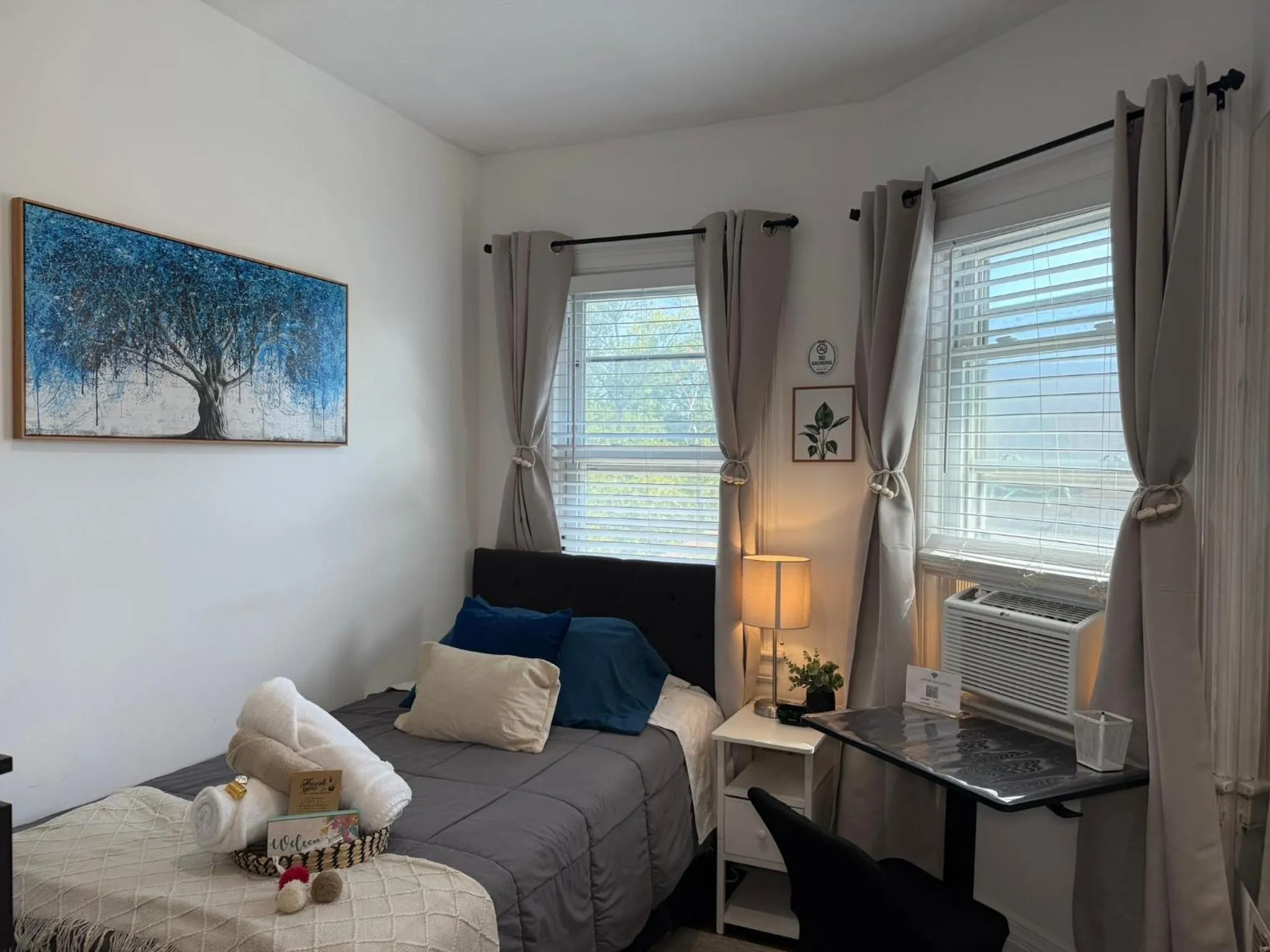 Bed in Cozy Private bedrooms Kitchen Wifi