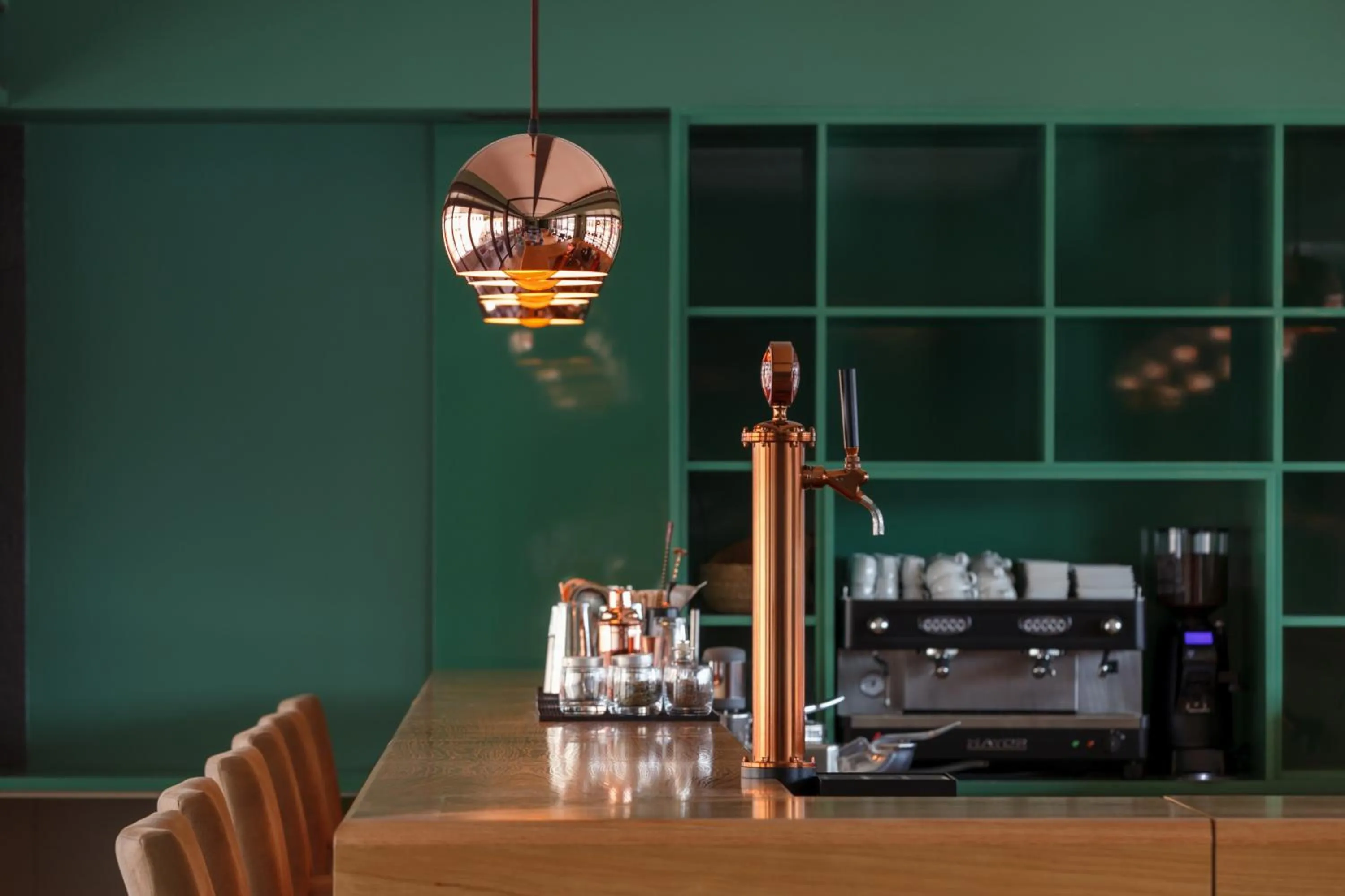 Lounge or bar in NEYA Porto Hotel