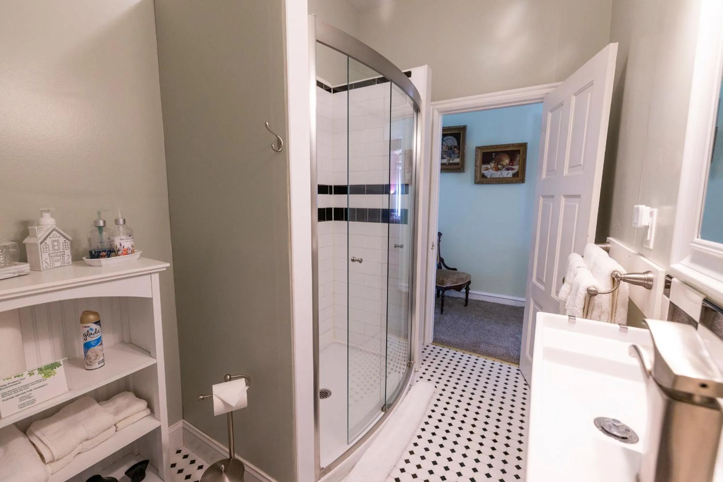 Gifford-Risley House Bed and Breakfast