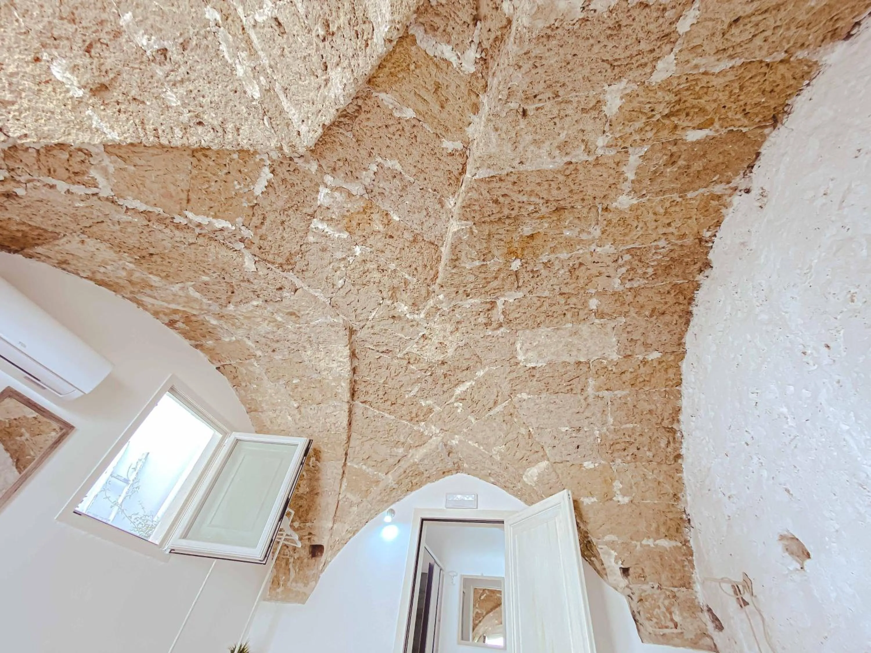 Photo of the whole room in Cortellenica