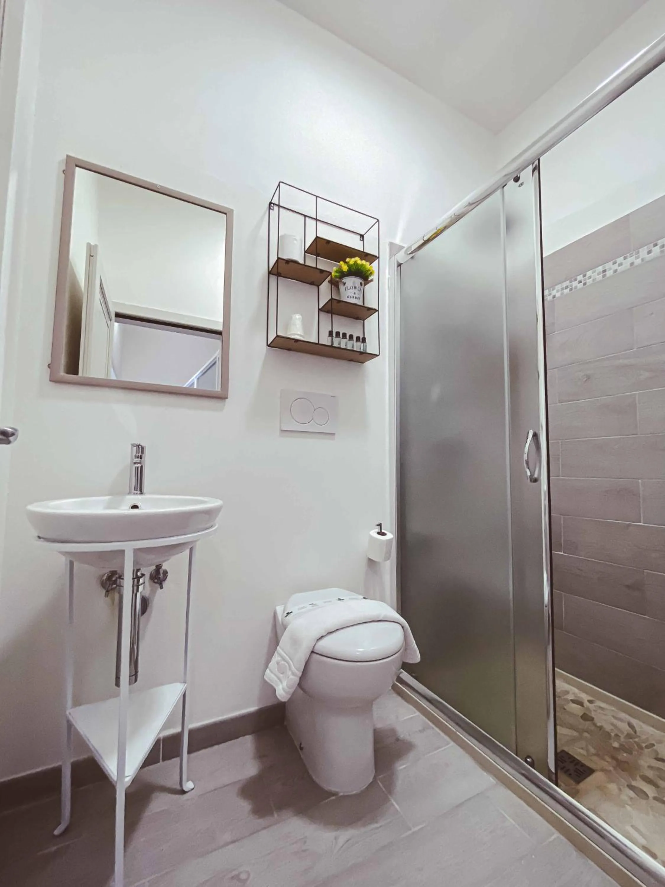 Bathroom in Cortellenica