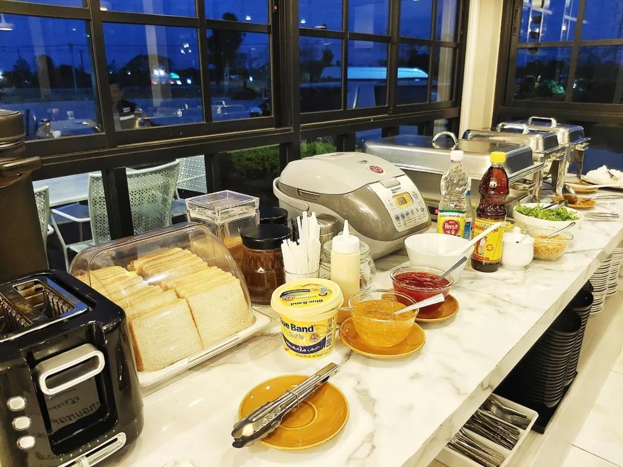 Restaurant/places to eat in โคโค่ โฮเทล KOCO Hotel