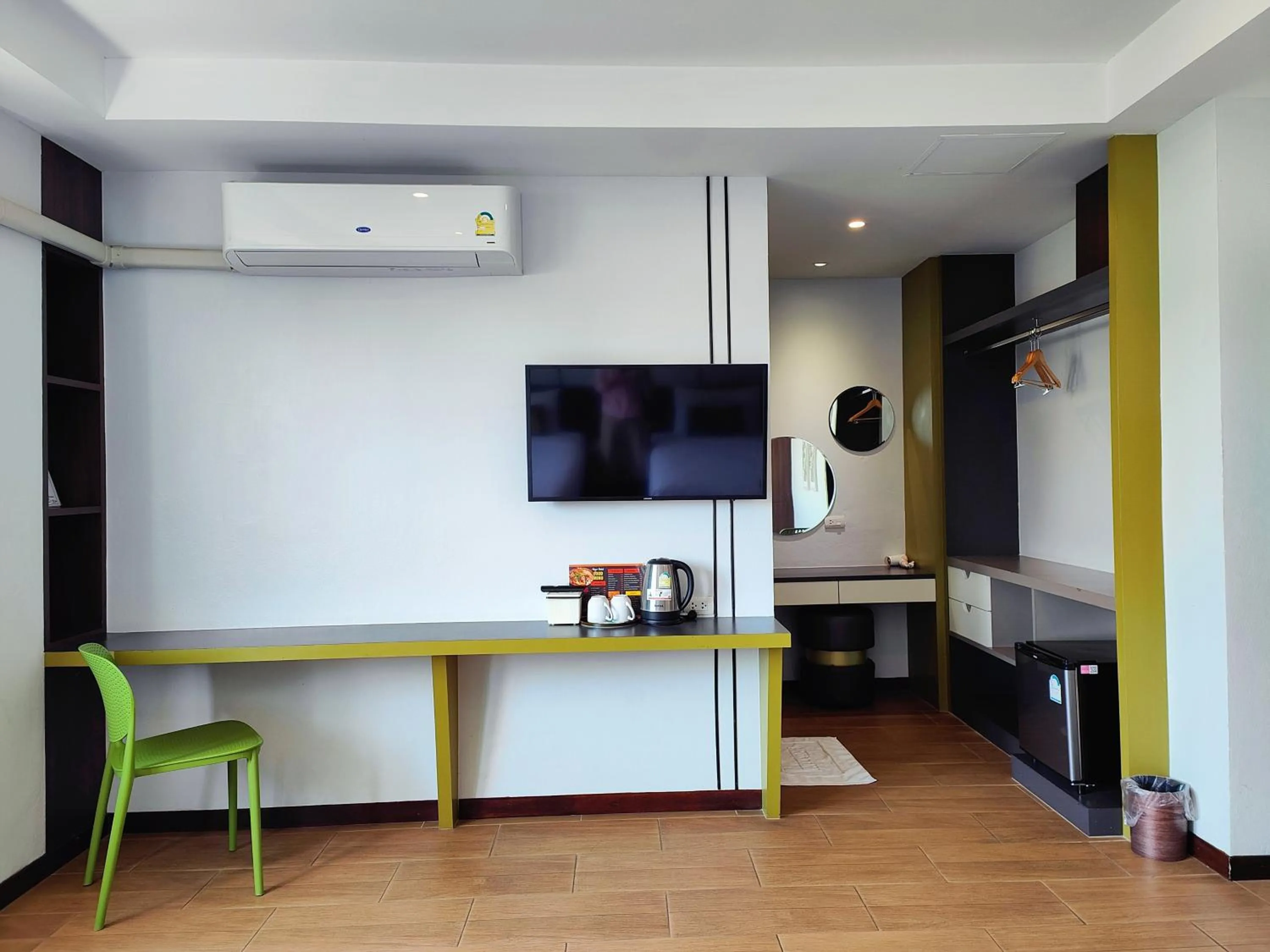 TV and multimedia in โคโค่ โฮเทล KOCO Hotel