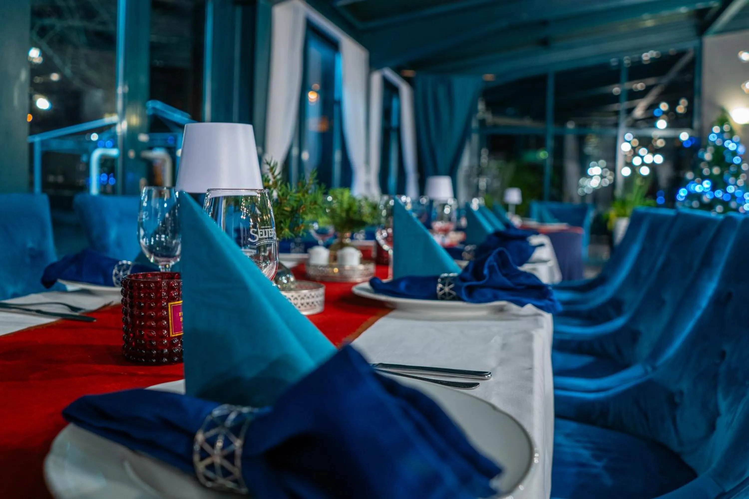 Restaurant/places to eat in Parkhotel Waldschlösschen