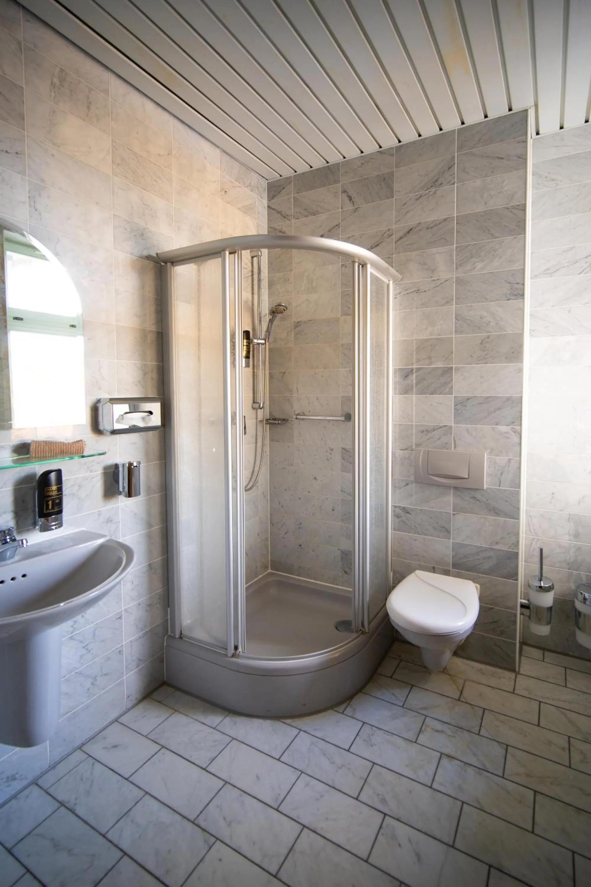 Bathroom in Parkhotel Waldschlösschen