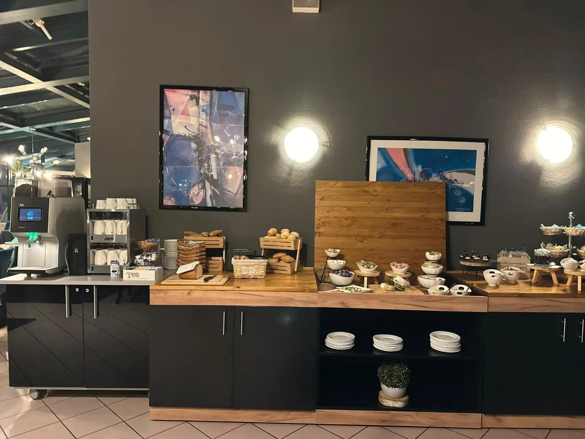 Buffet breakfast in Parkhotel Waldschlösschen