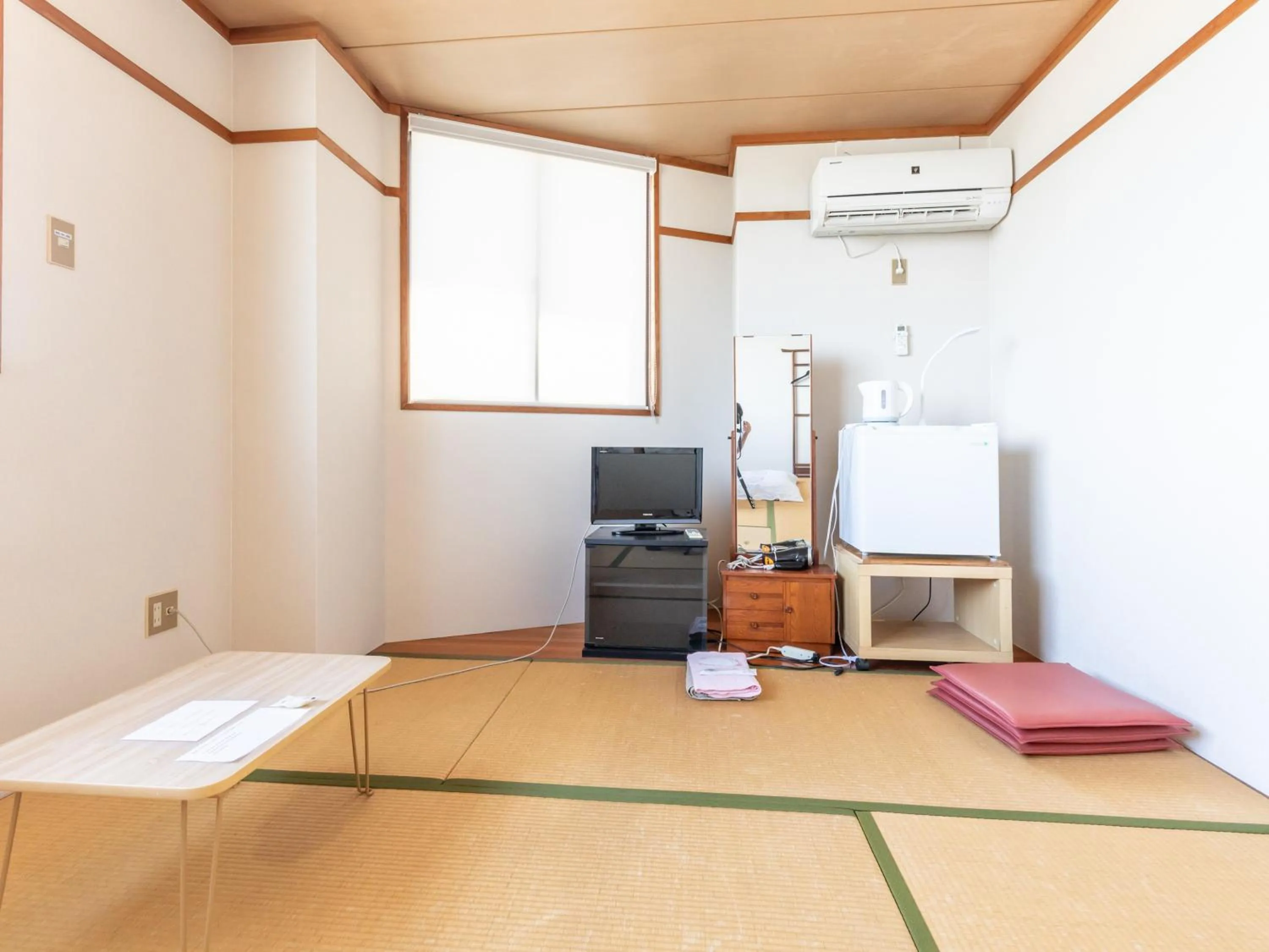 Photo of the whole room in Tabist Hara Business Ryokan