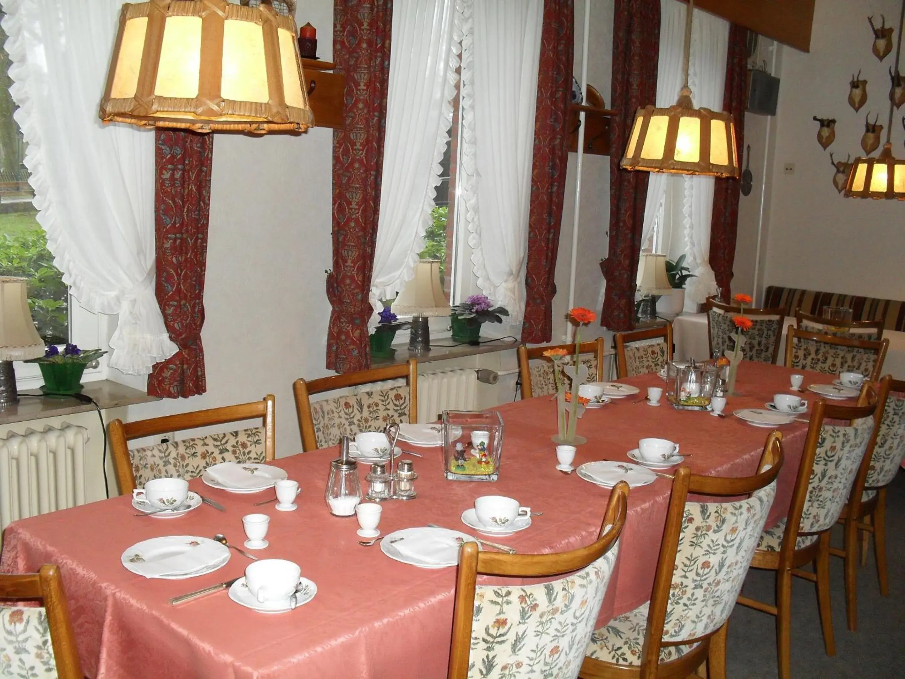 Dining area in Studtmann's Gasthof Dining area in Studtmann's Gasthof