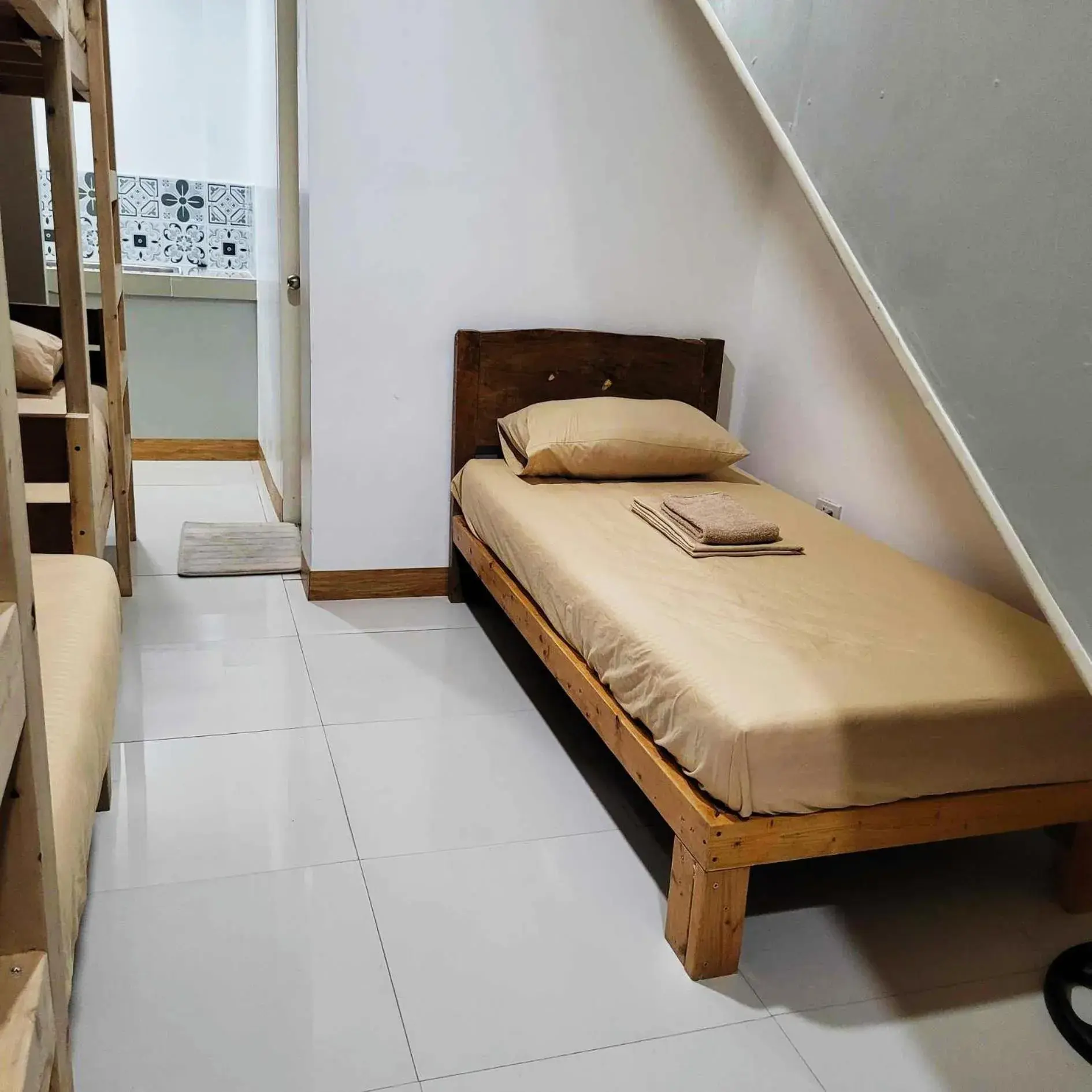 Family Room with Private Bathroom in Borj Place Family Room with Private Bathroom in Borj Place