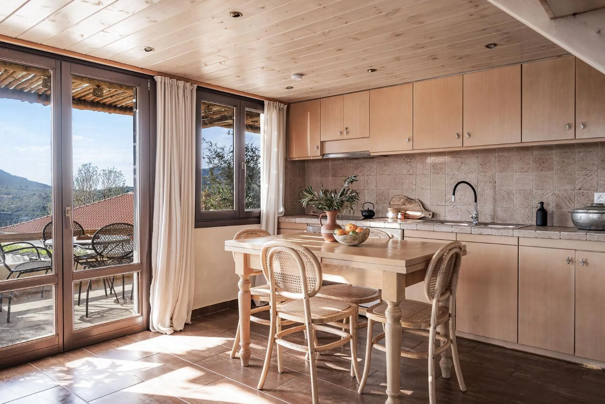 Kitchen or kitchenette in Fasolaki Skopelos - Eco Residences