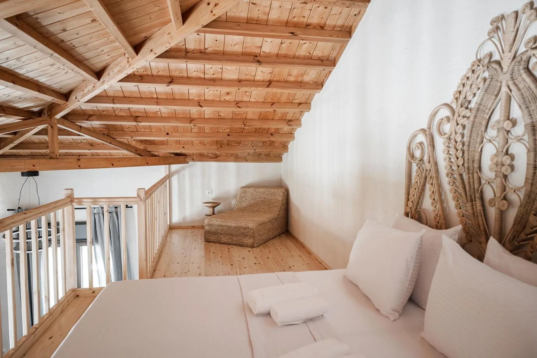 Bed in Fasolaki Skopelos - Eco Residences