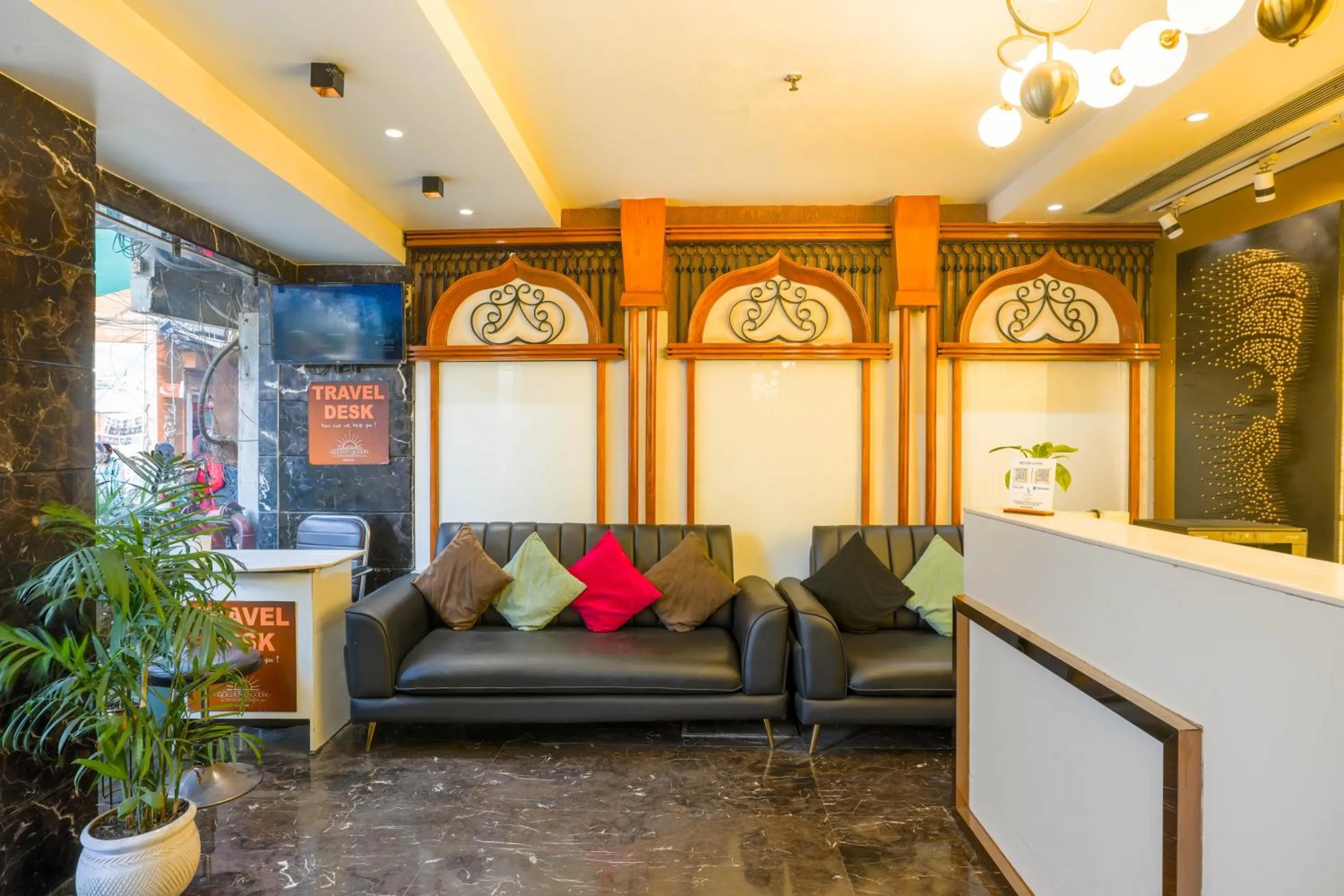 Lobby or reception in Stamps Golden Lagoon by Eight Continents - Opposite to Golden Temple