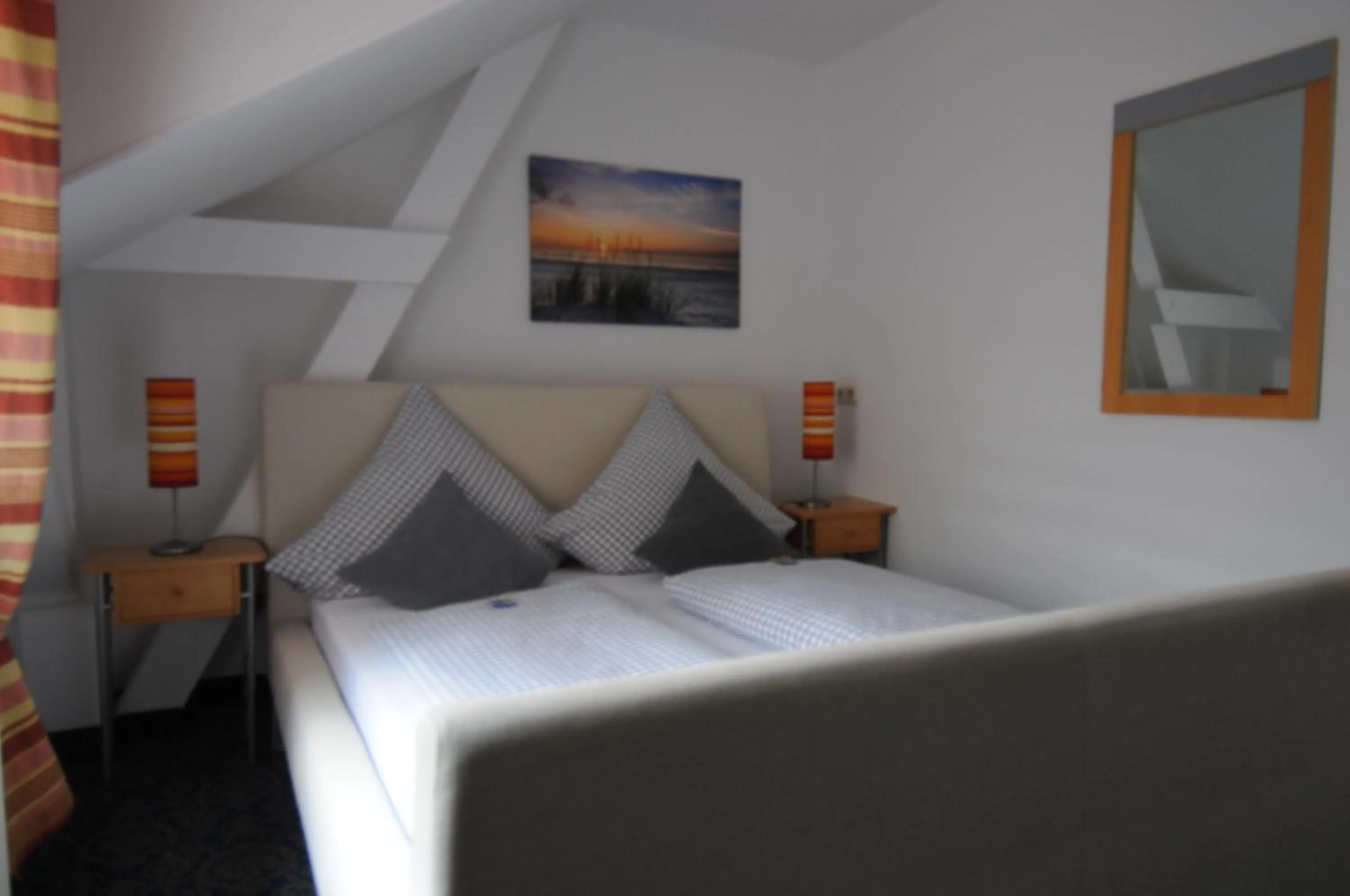 Photo of the whole room, Bed in Hotel und Gästehaus Will