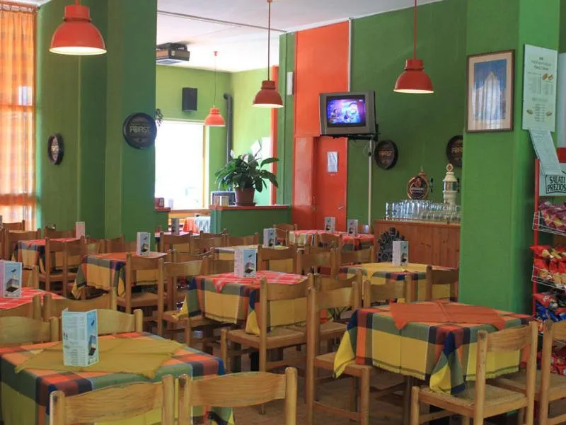 Restaurant/places to eat in B&B Partenza Funivia