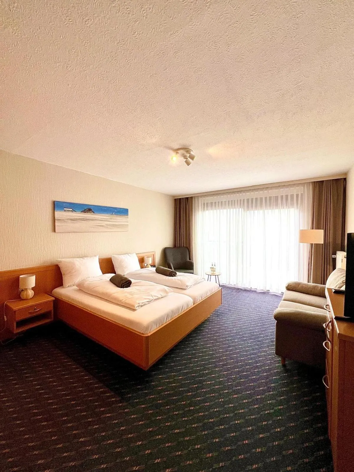 Bedroom, Bed in Kirchspielkrug Landhotel & Restaurant