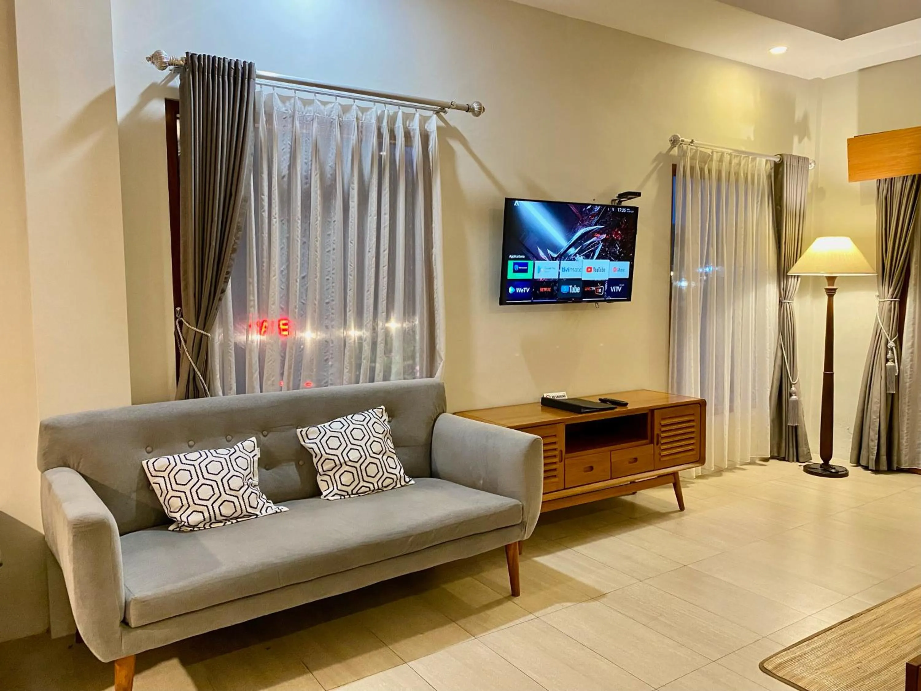 Khanaya Hotel Borobudur