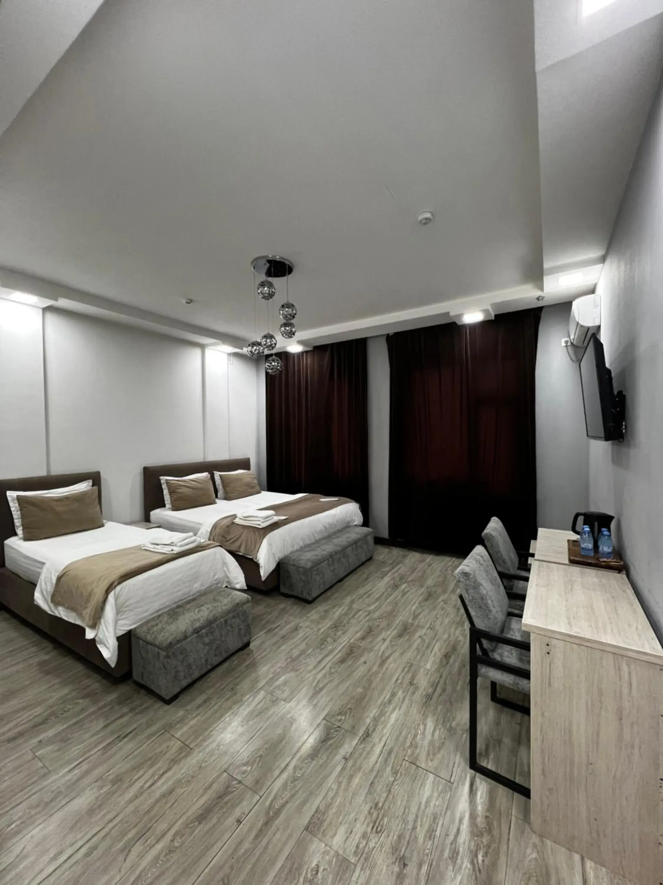 Family Room - single occupancy in Shosh Palace Family Room - single occupancy in Shosh Palace