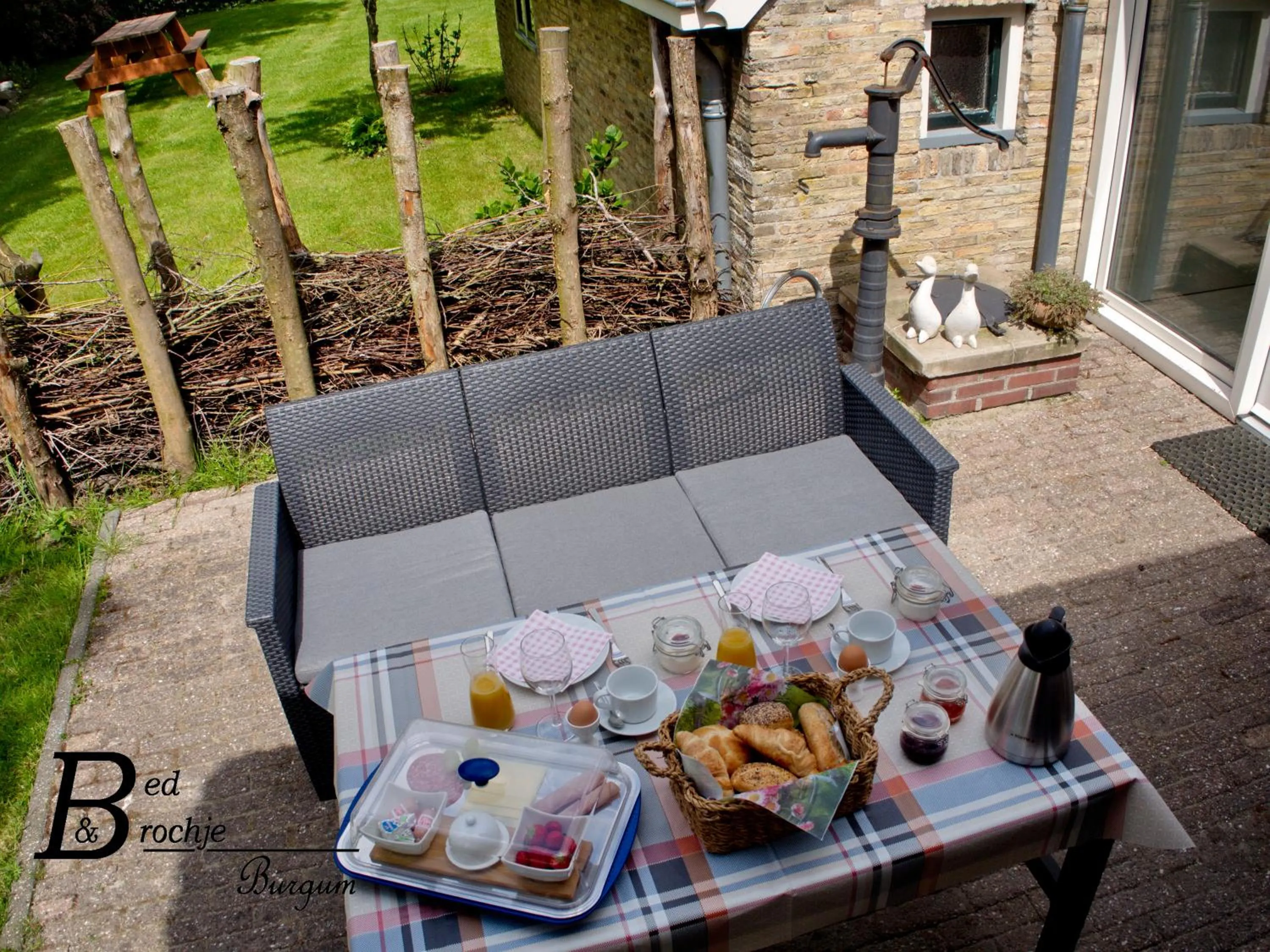 Balcony/Terrace in Bed & Brochje Burgum