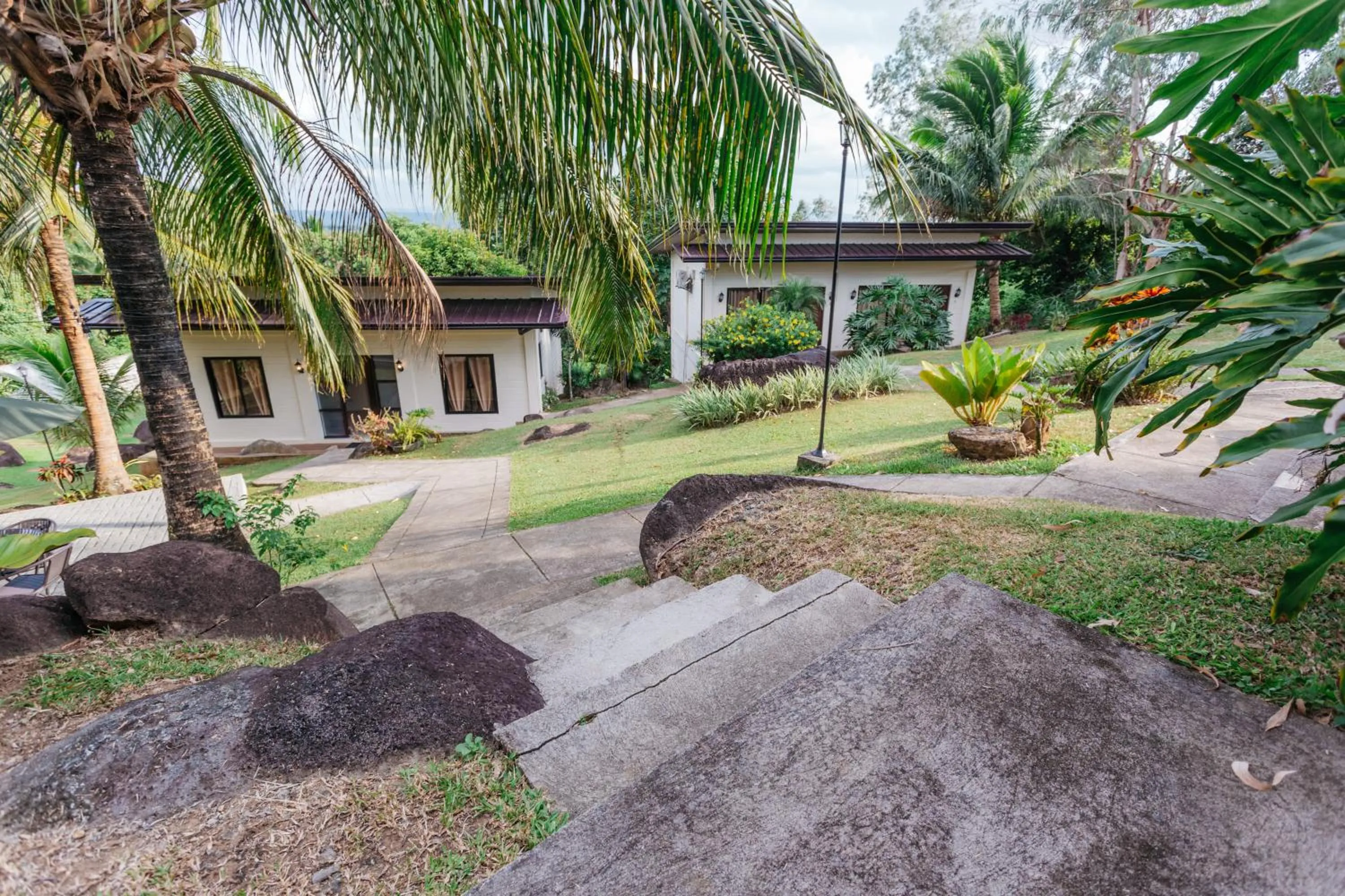 Property building in Spacio Caliraya Bed & Breakfast