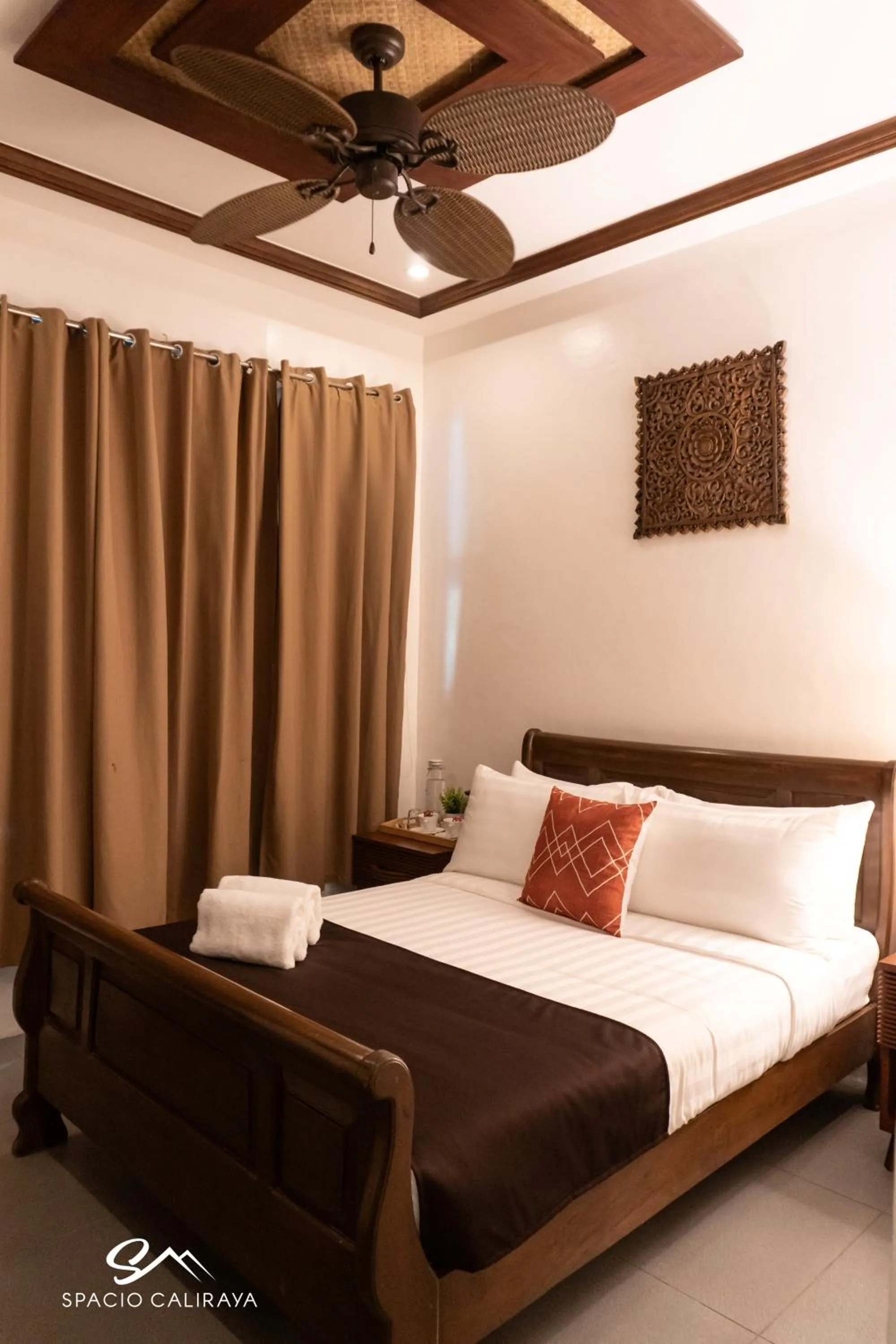 Bedroom, Bed in Spacio Caliraya Bed & Breakfast