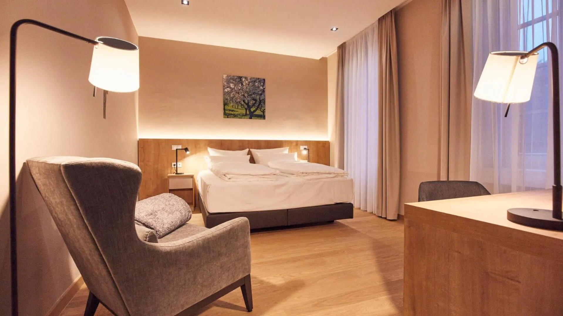 Photo of the whole room, Bed in Seehotel Maria Laach