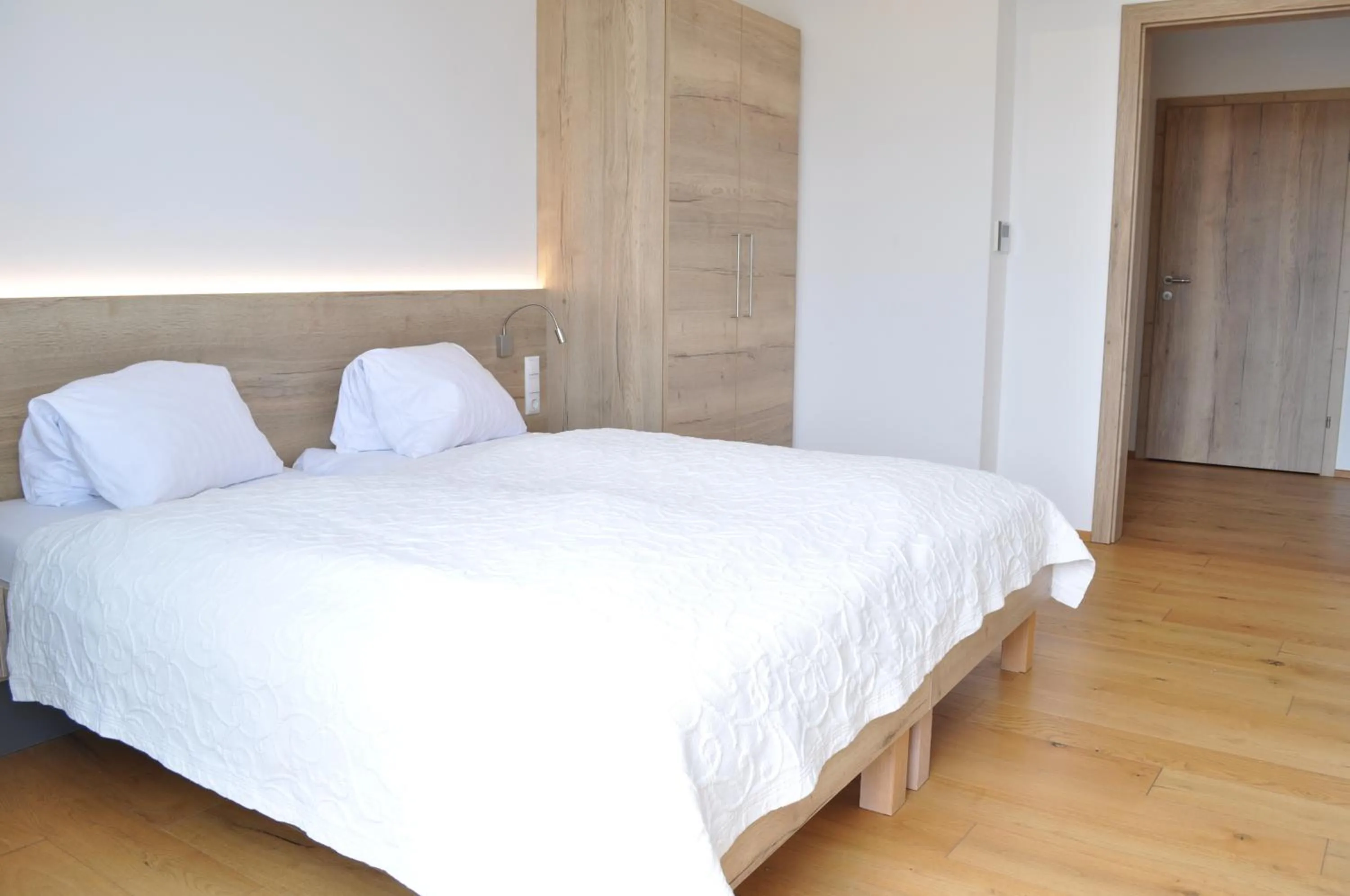 Bedroom, Bed in Seehotel Herlinde