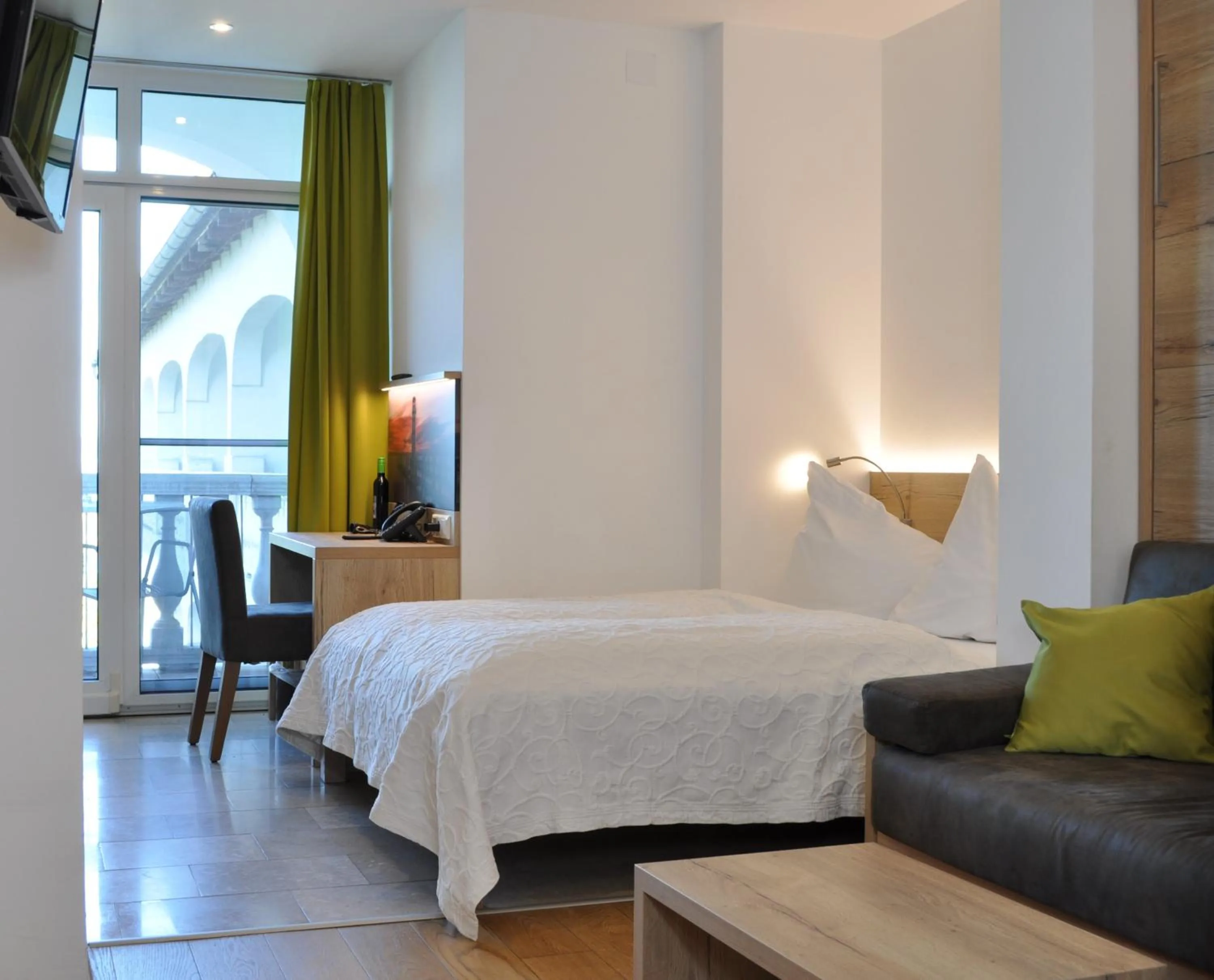 Photo of the whole room, Bed in Seehotel Herlinde