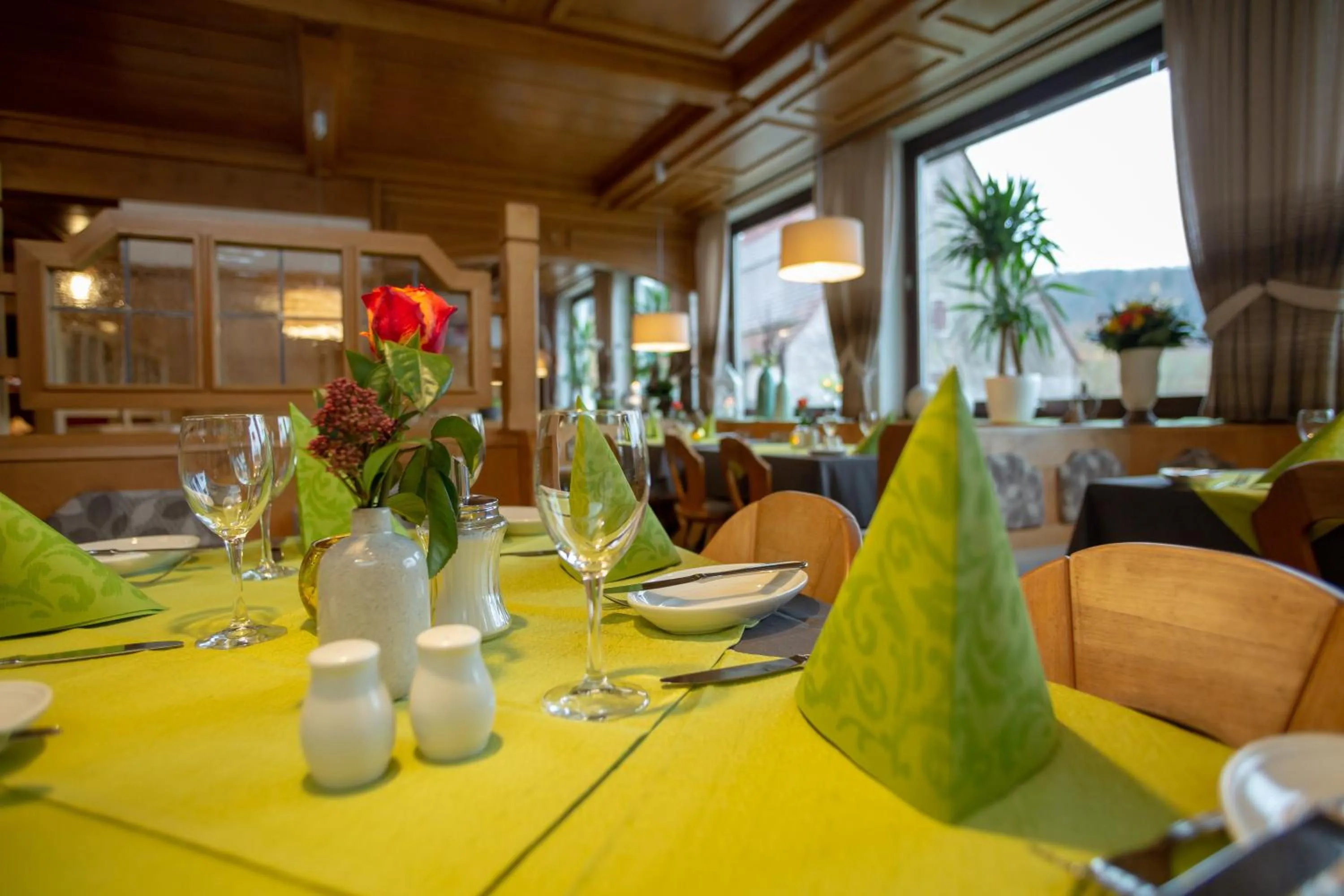 Restaurant/places to eat in Landidyll Hotel Zum Alten Schloss