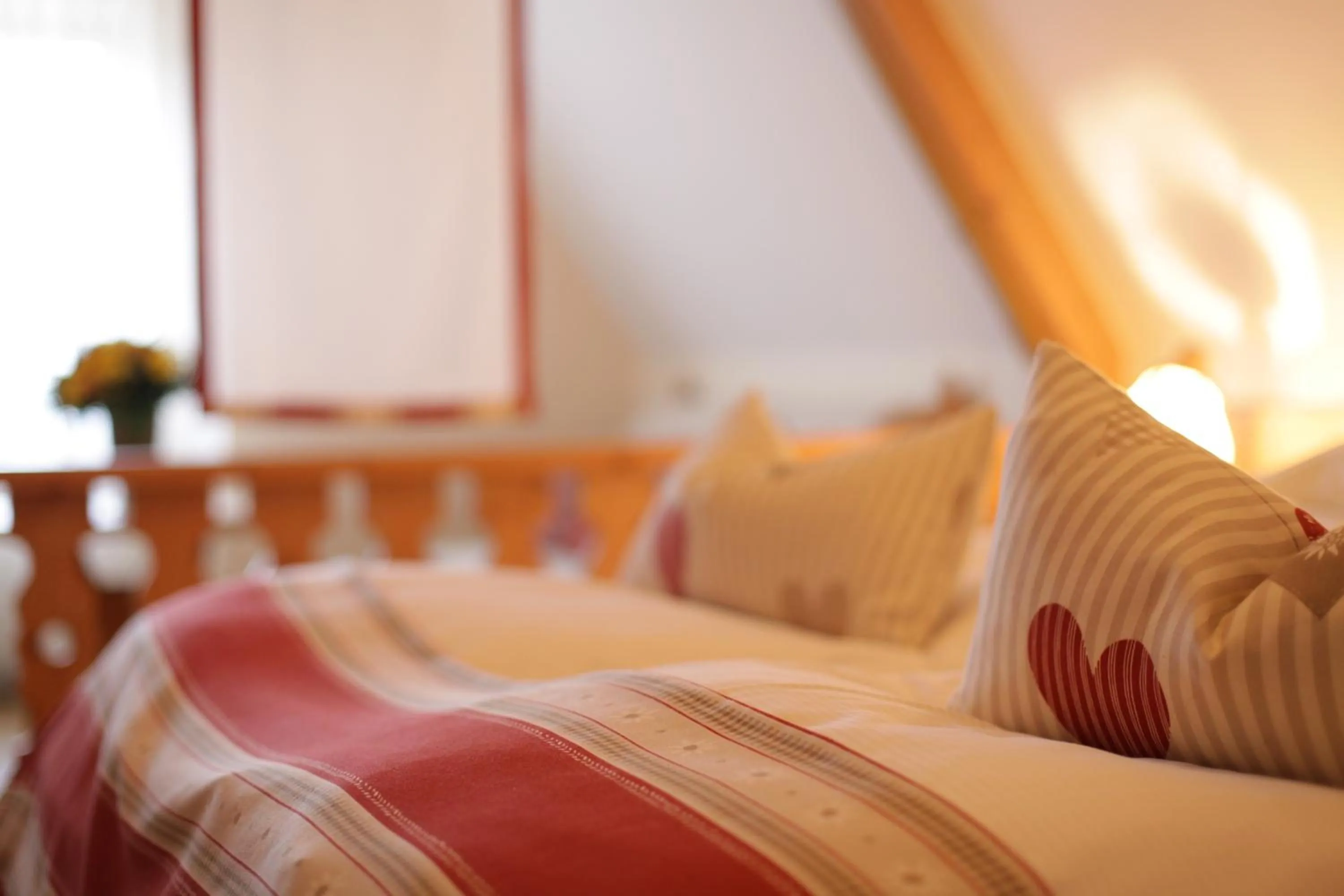 Bed in Landidyll Hotel Zum Alten Schloss