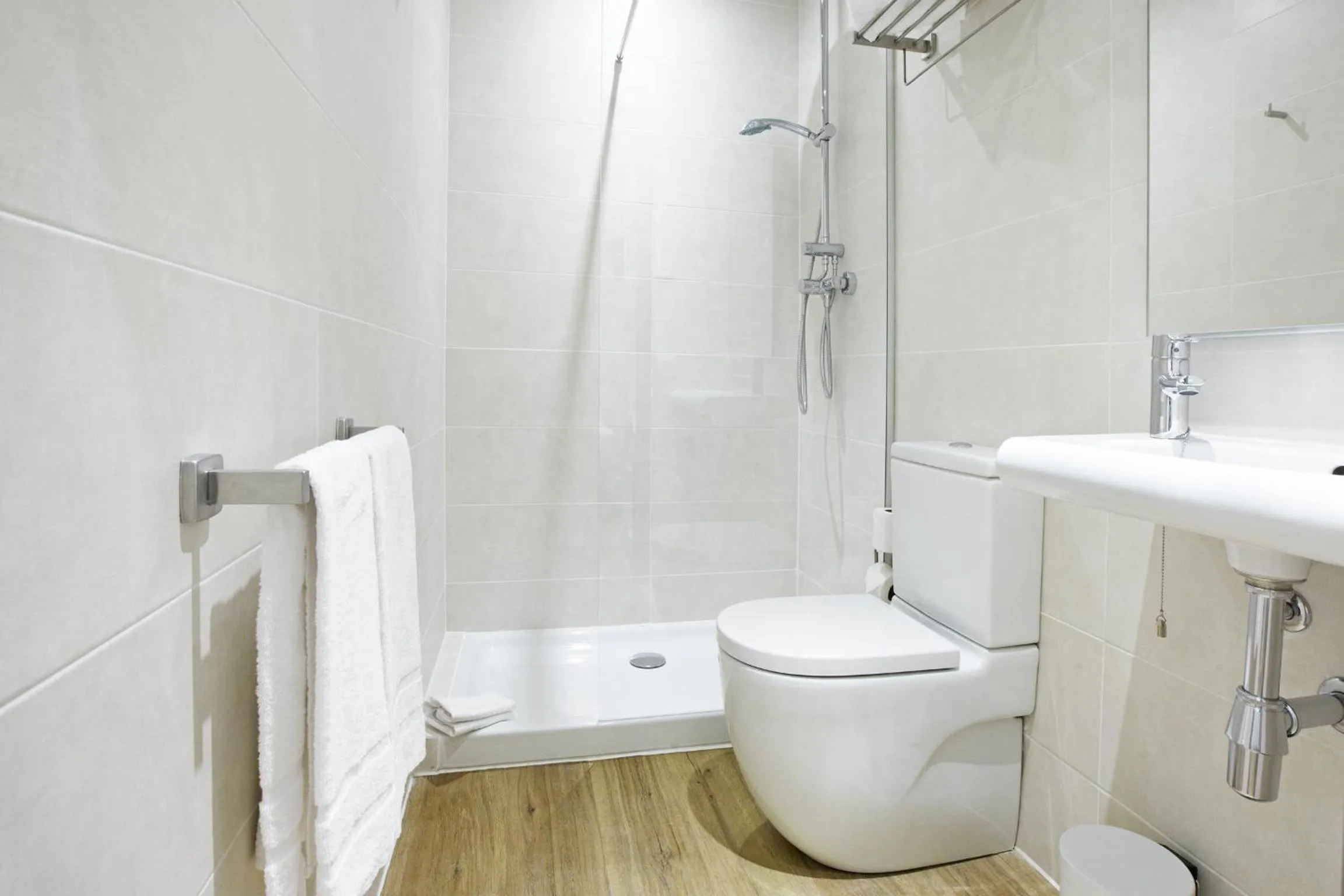 Bathroom in Som Nit Born