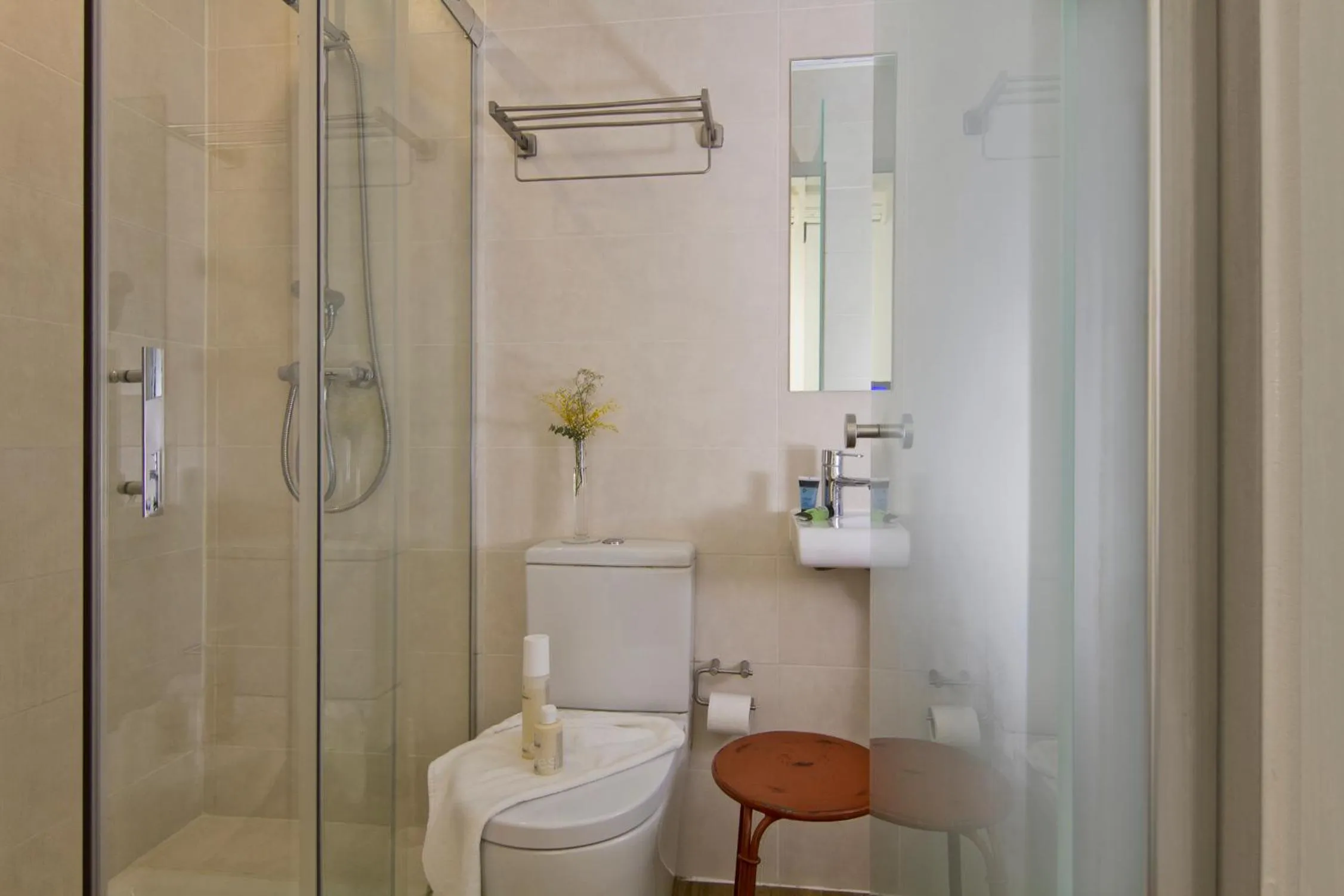 Bathroom in Som Nit Born