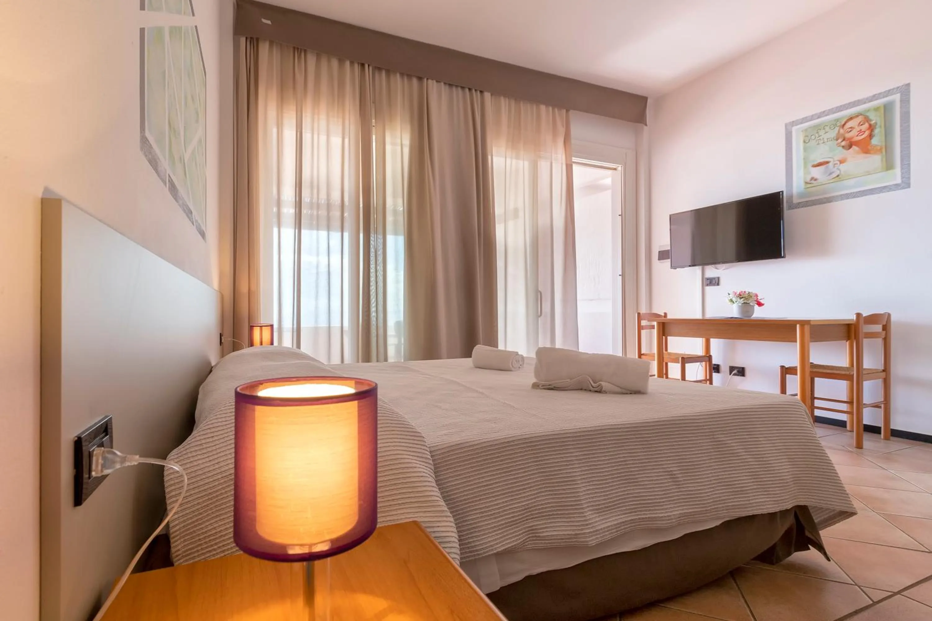 Photo of the whole room, Bed in Residence Le Vele