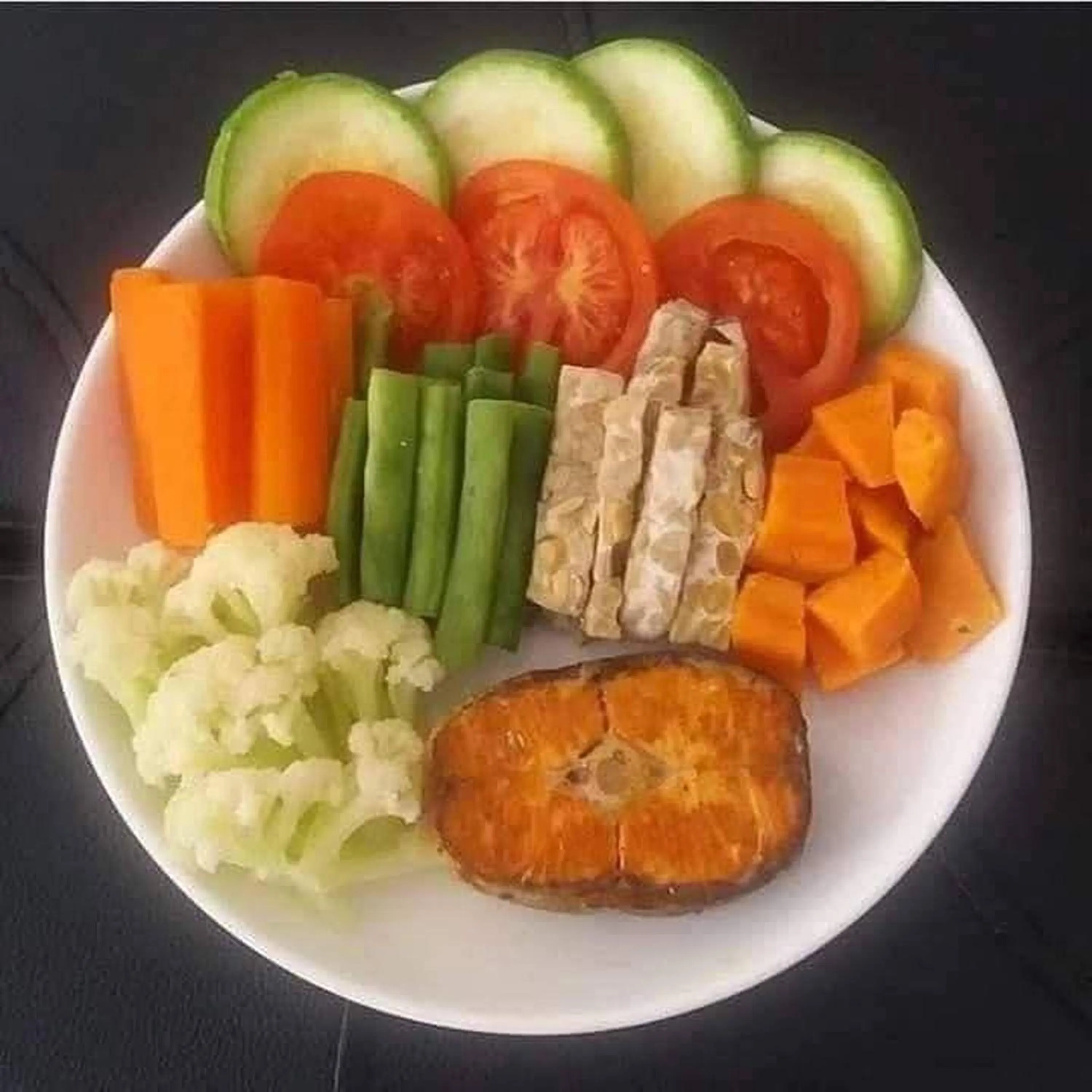 Food and drinks in Bali Eco Living Yoga Healing Meditation and Retreat Center