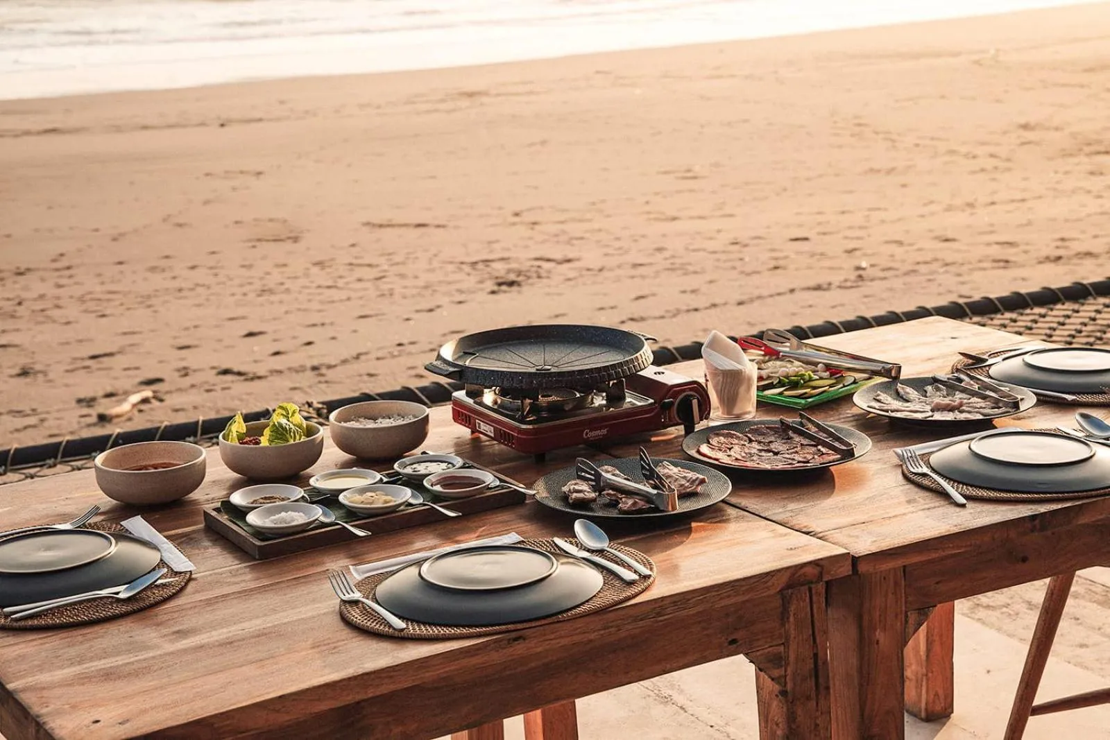 Restaurant/places to eat in Bali Beach Glamping