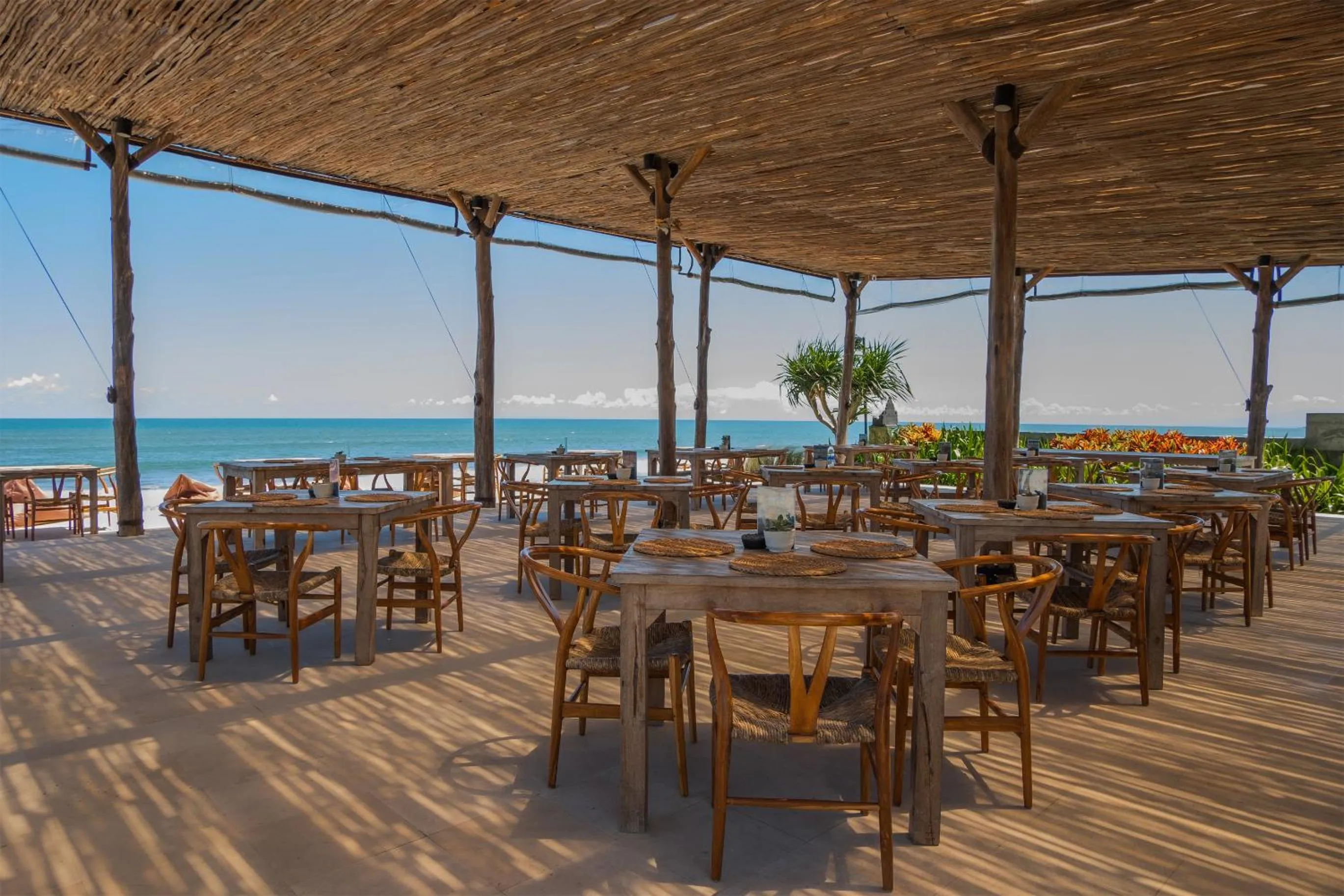 Restaurant/places to eat in Bali Beach Glamping