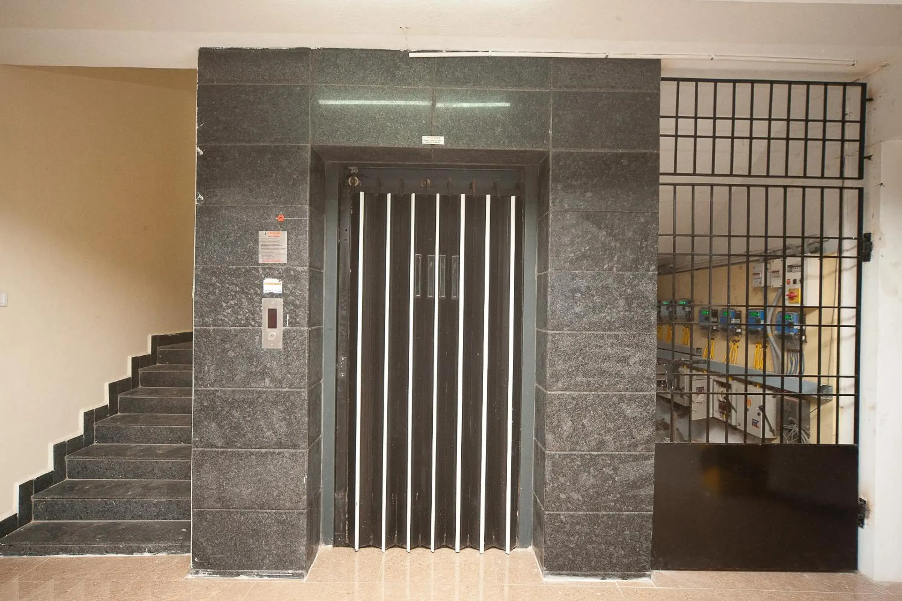 Facade/entrance in Hotel O Kiruba Castle Facade/entrance in Hotel O Kiruba Castle