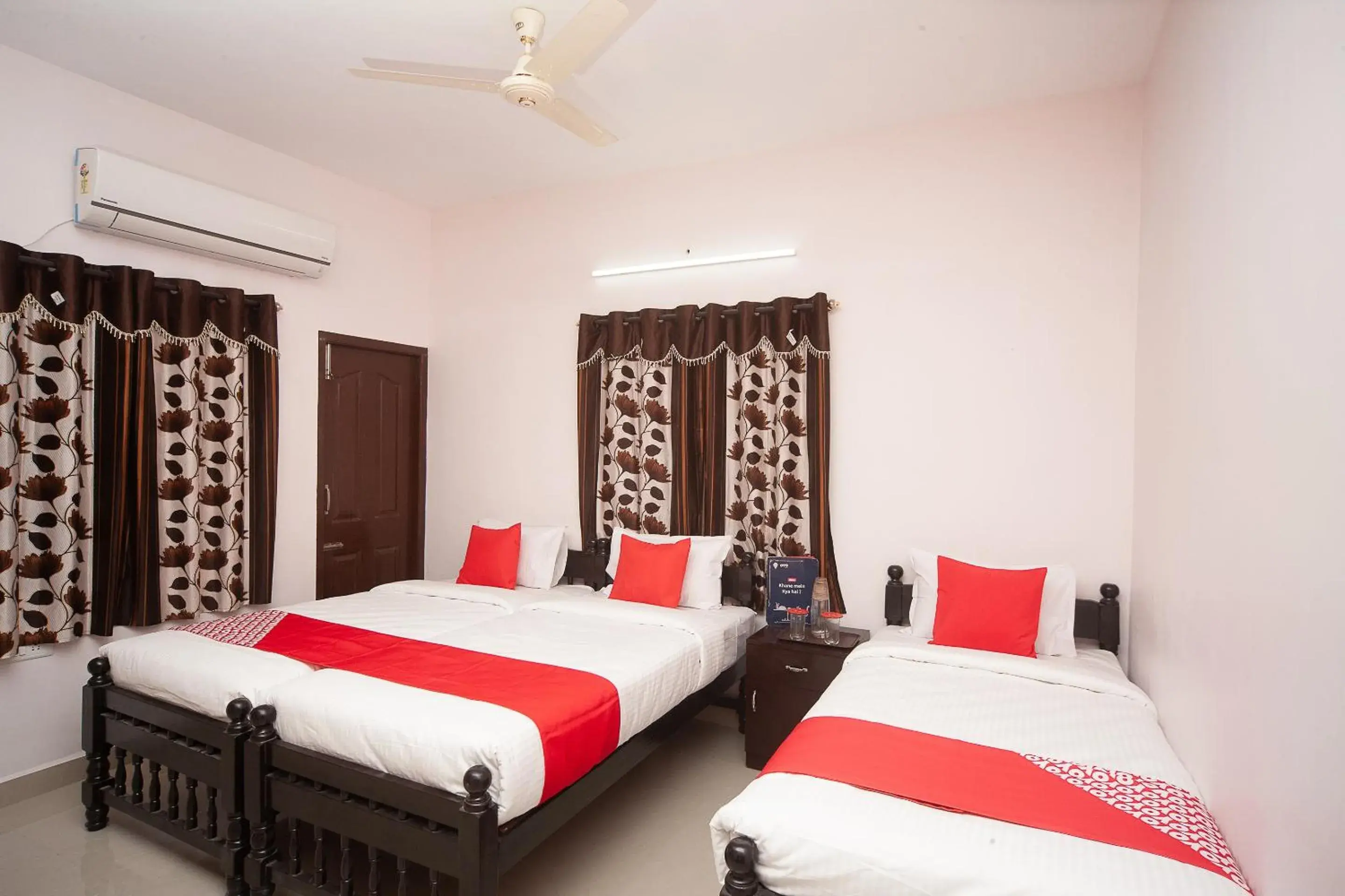 Bedroom, Bed in Hotel O Kiruba Castle Bedroom, Bed in Hotel O Kiruba Castle