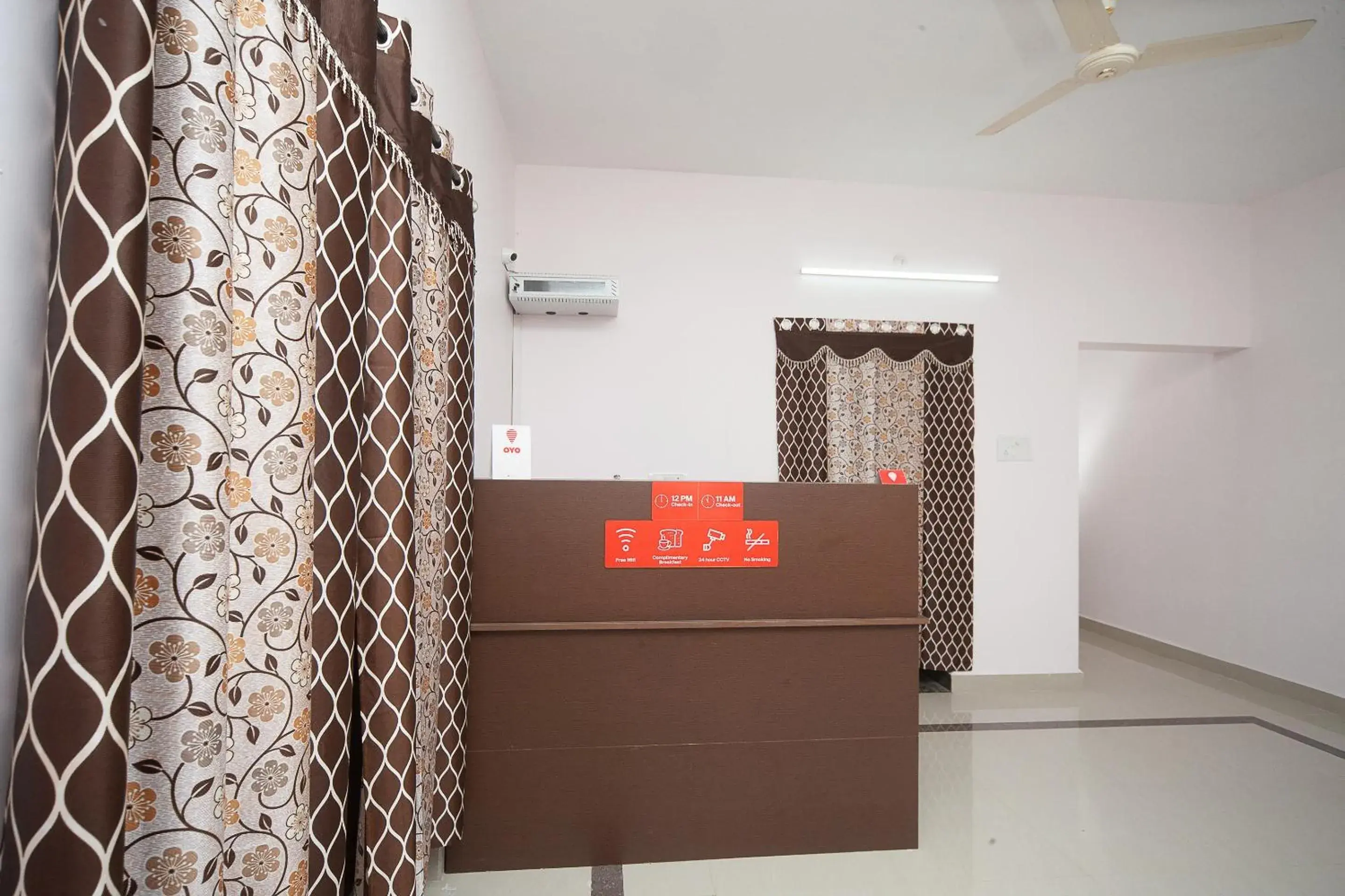 Lobby or reception in Hotel O Kiruba Castle Lobby or reception in Hotel O Kiruba Castle