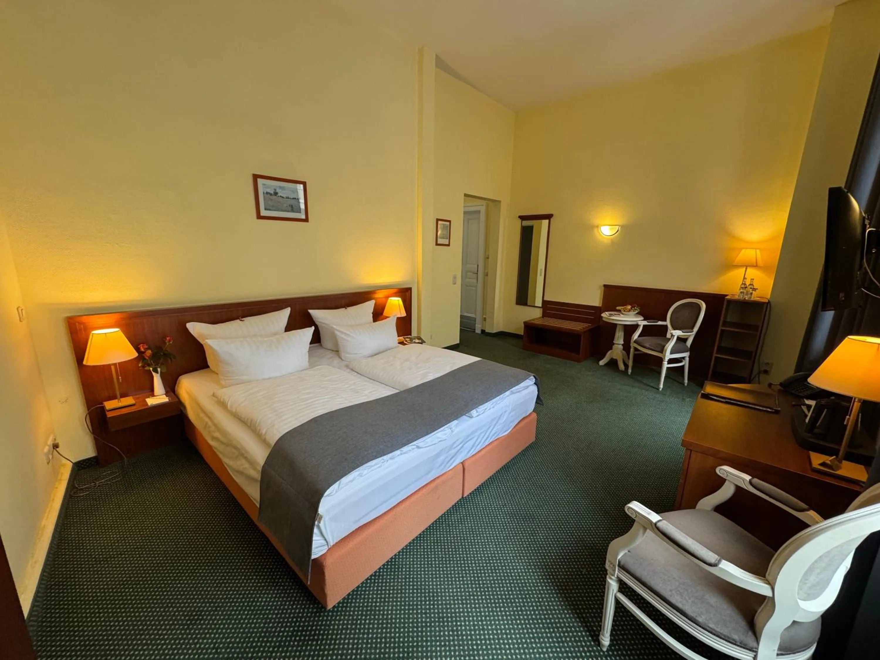 Bed in Hotel am Luisenplatz