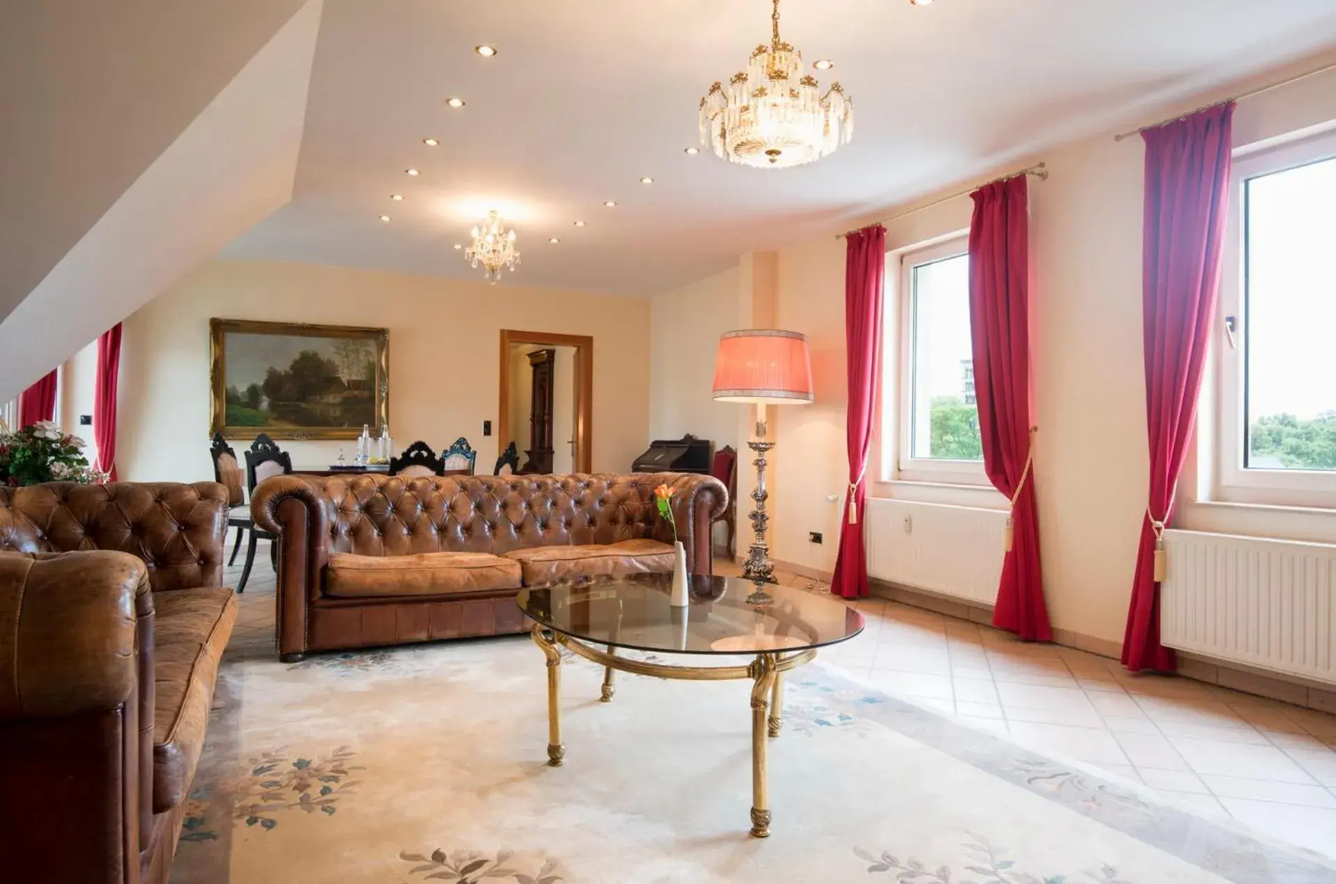 Suite with Balcony in Hotel am Luisenplatz Suite with Balcony in Hotel am Luisenplatz