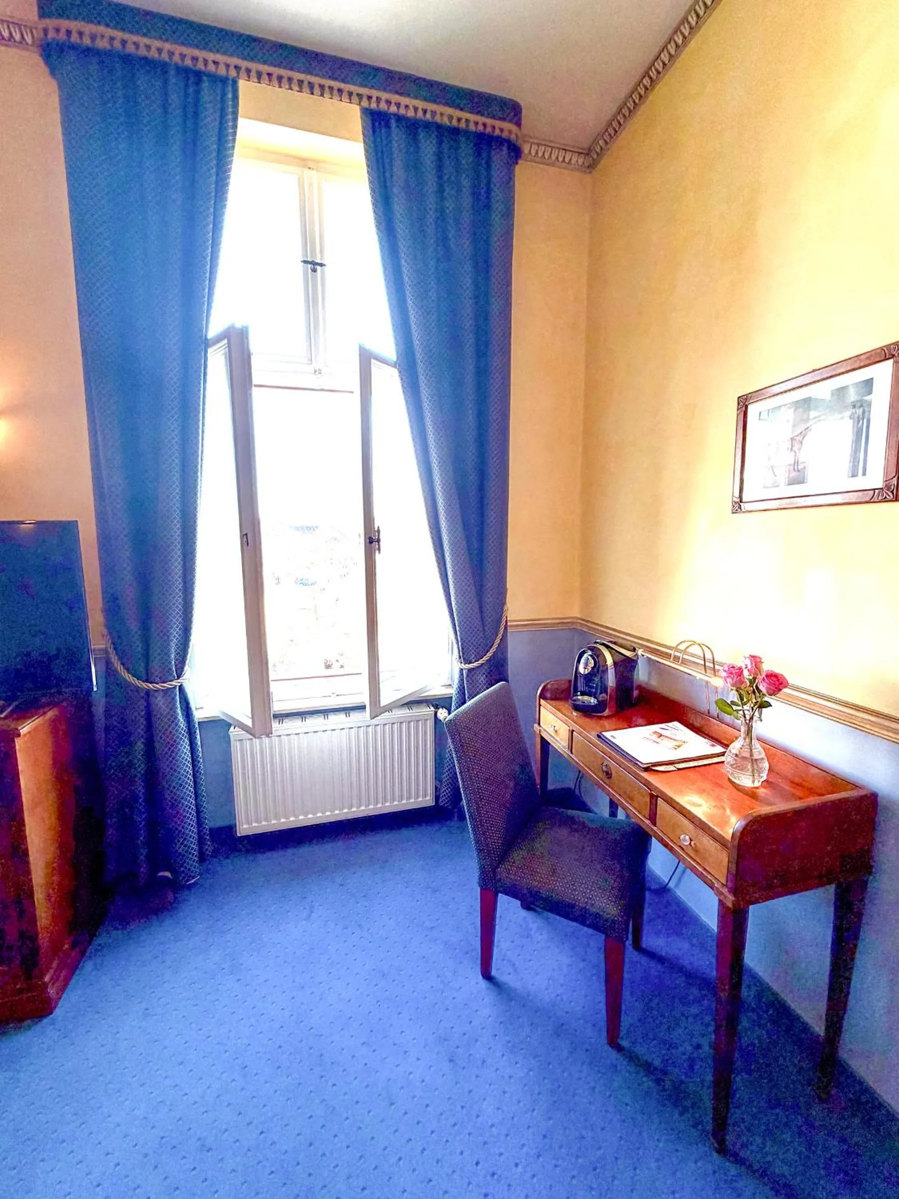 Coffee/tea facilities in Hotel am Luisenplatz