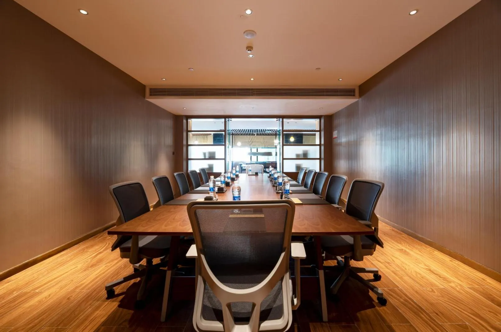 Meeting/conference room in Xence hotel near Xiamen Airport & SM Mall