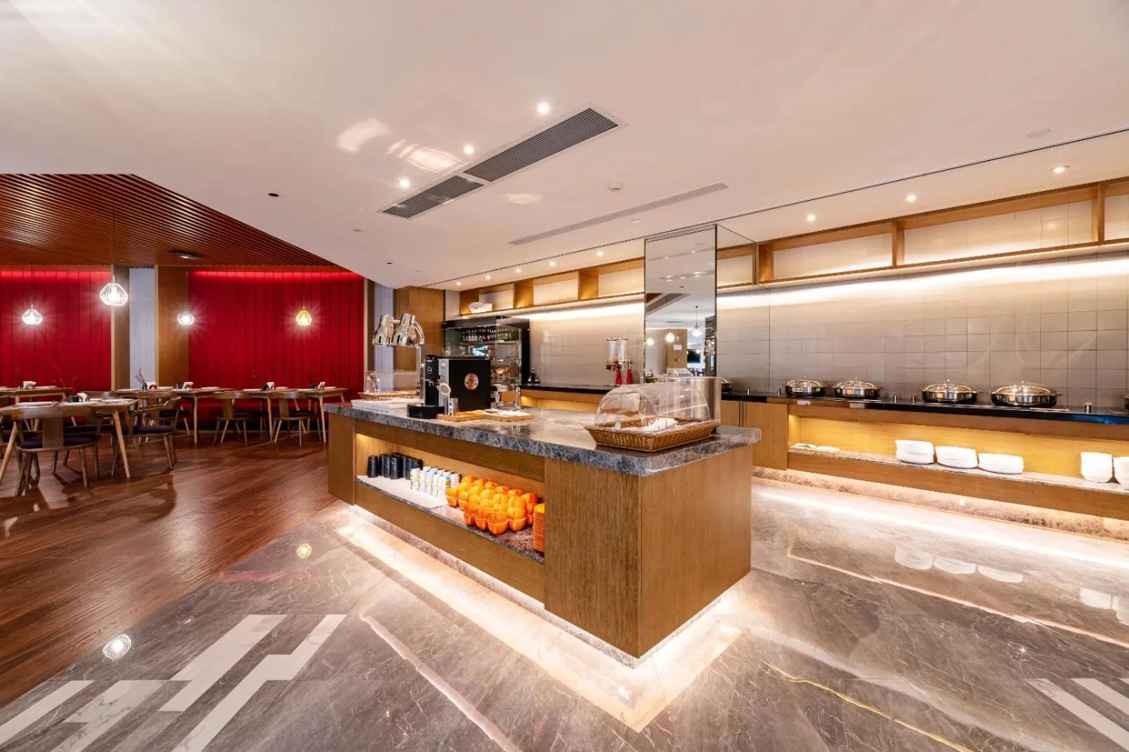 Buffet breakfast in Xence hotel near Xiamen Airport & SM Mall