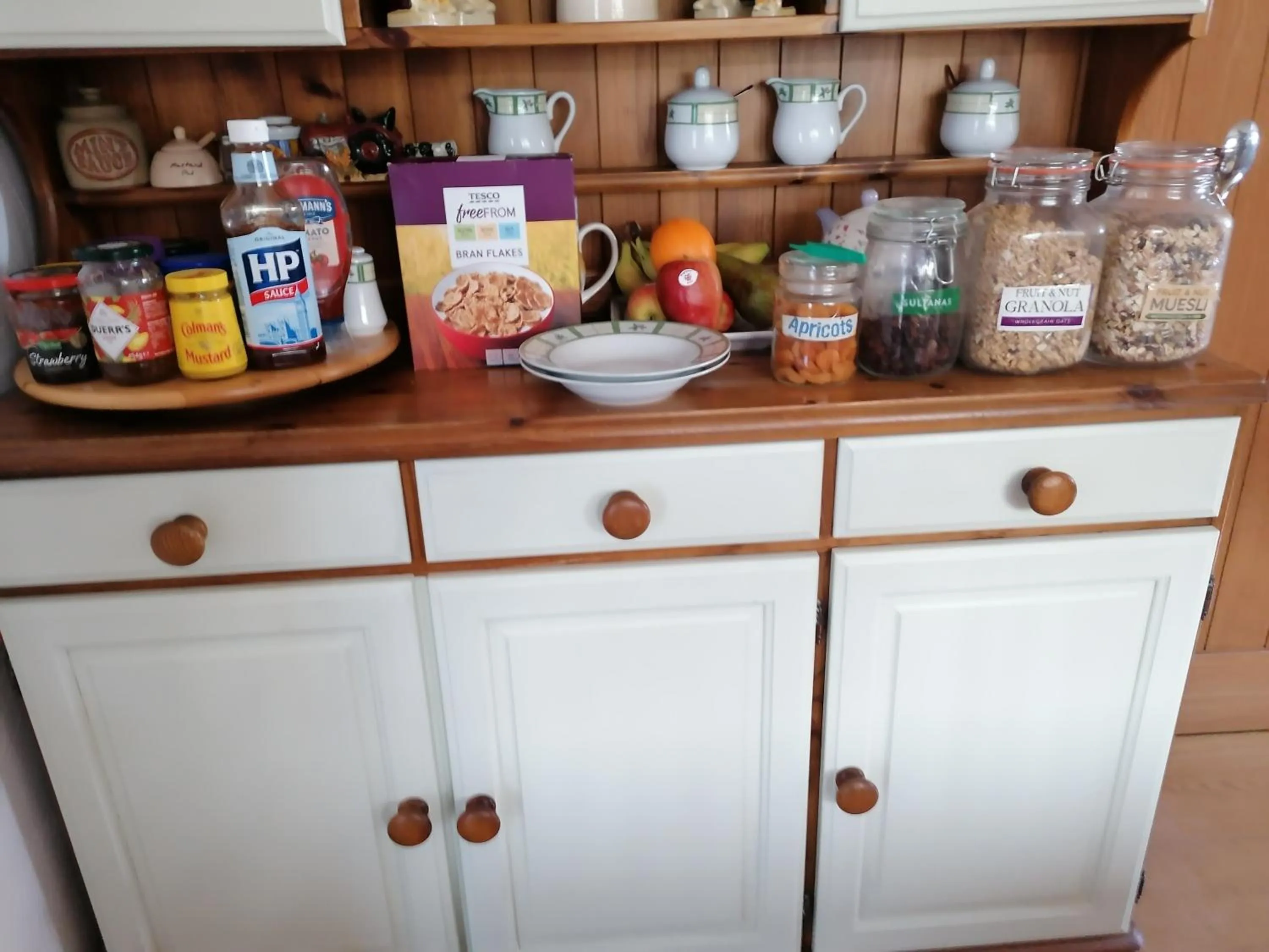 Food and drinks in HP Bed and Breakfast