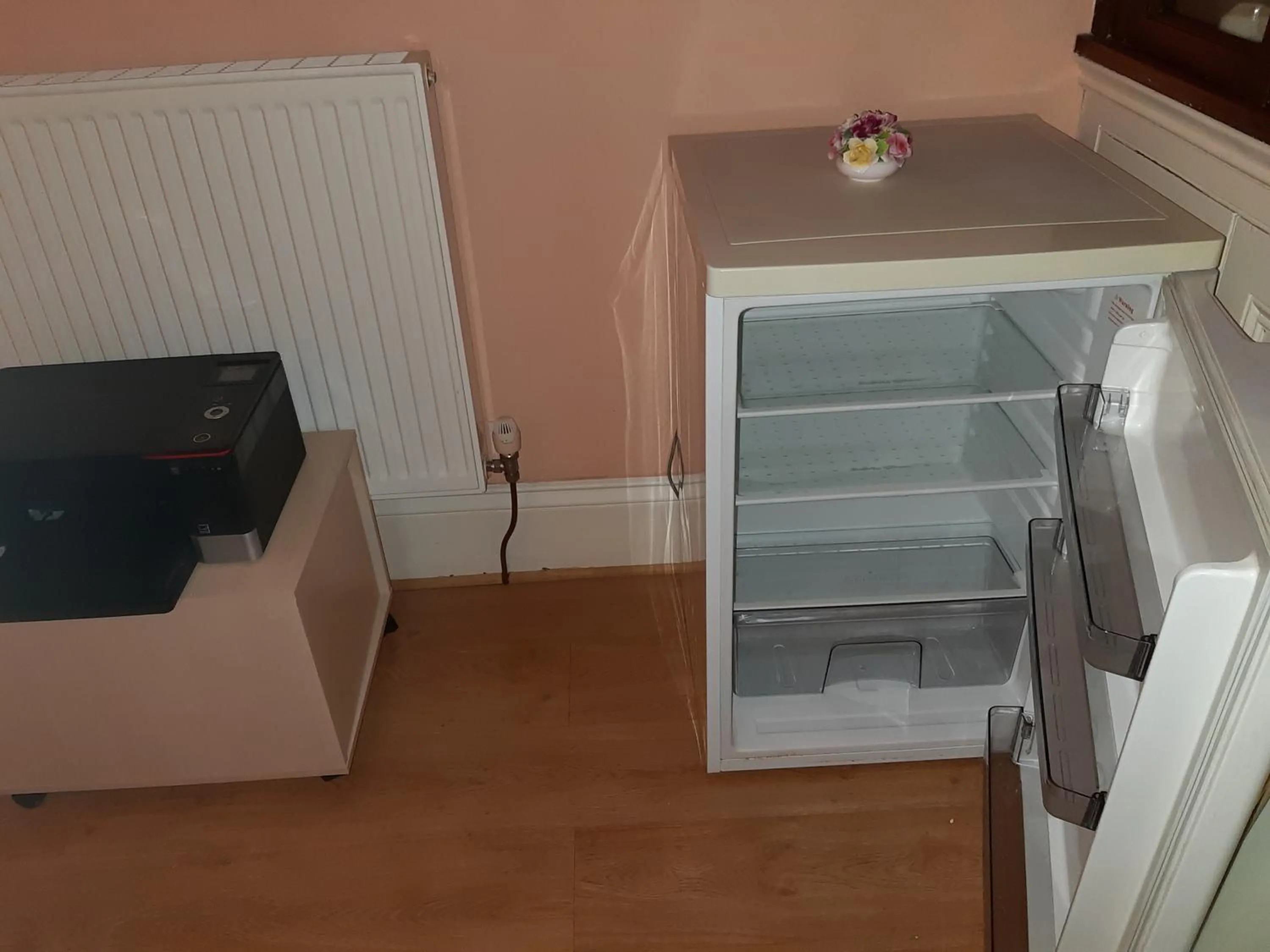 Phoenix Nights Guest House