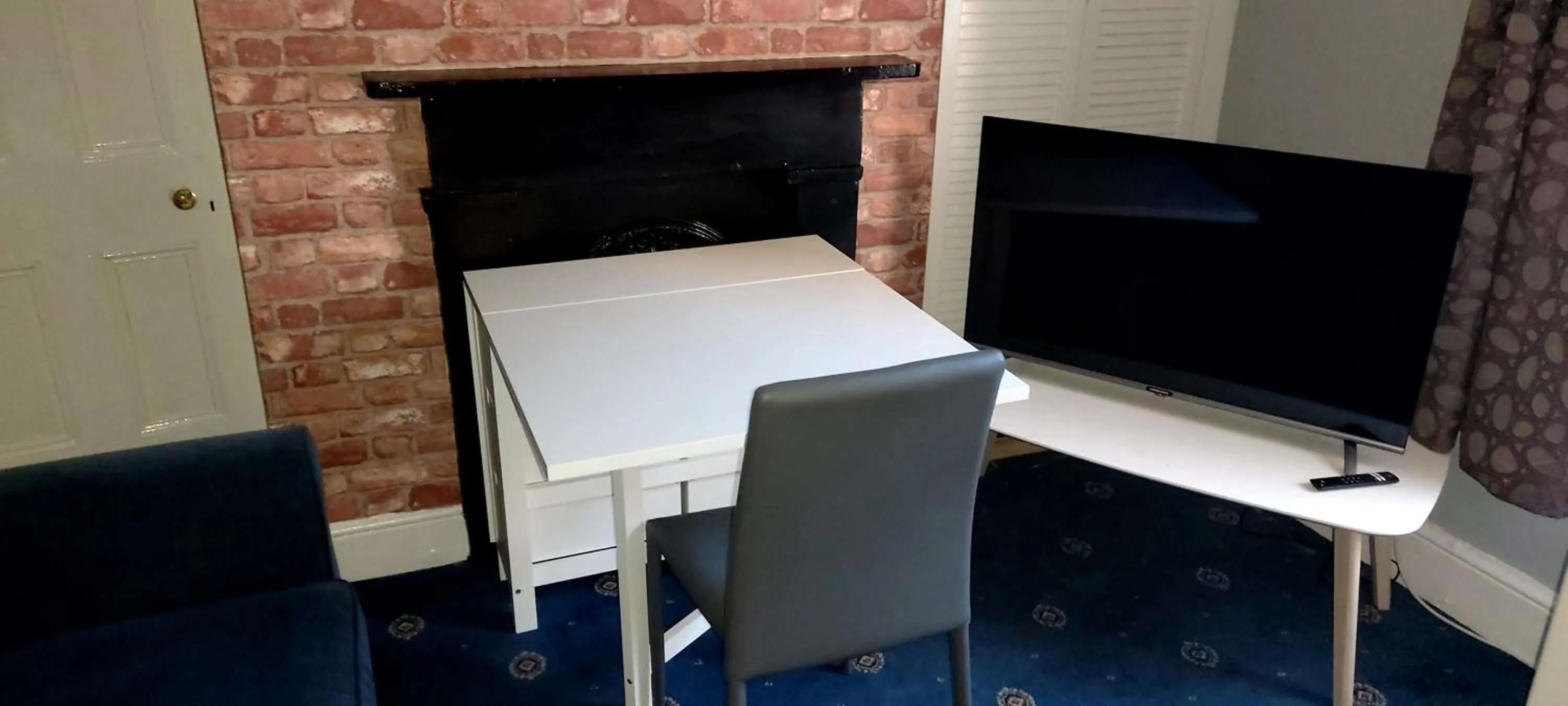 Phoenix Nights Guest House